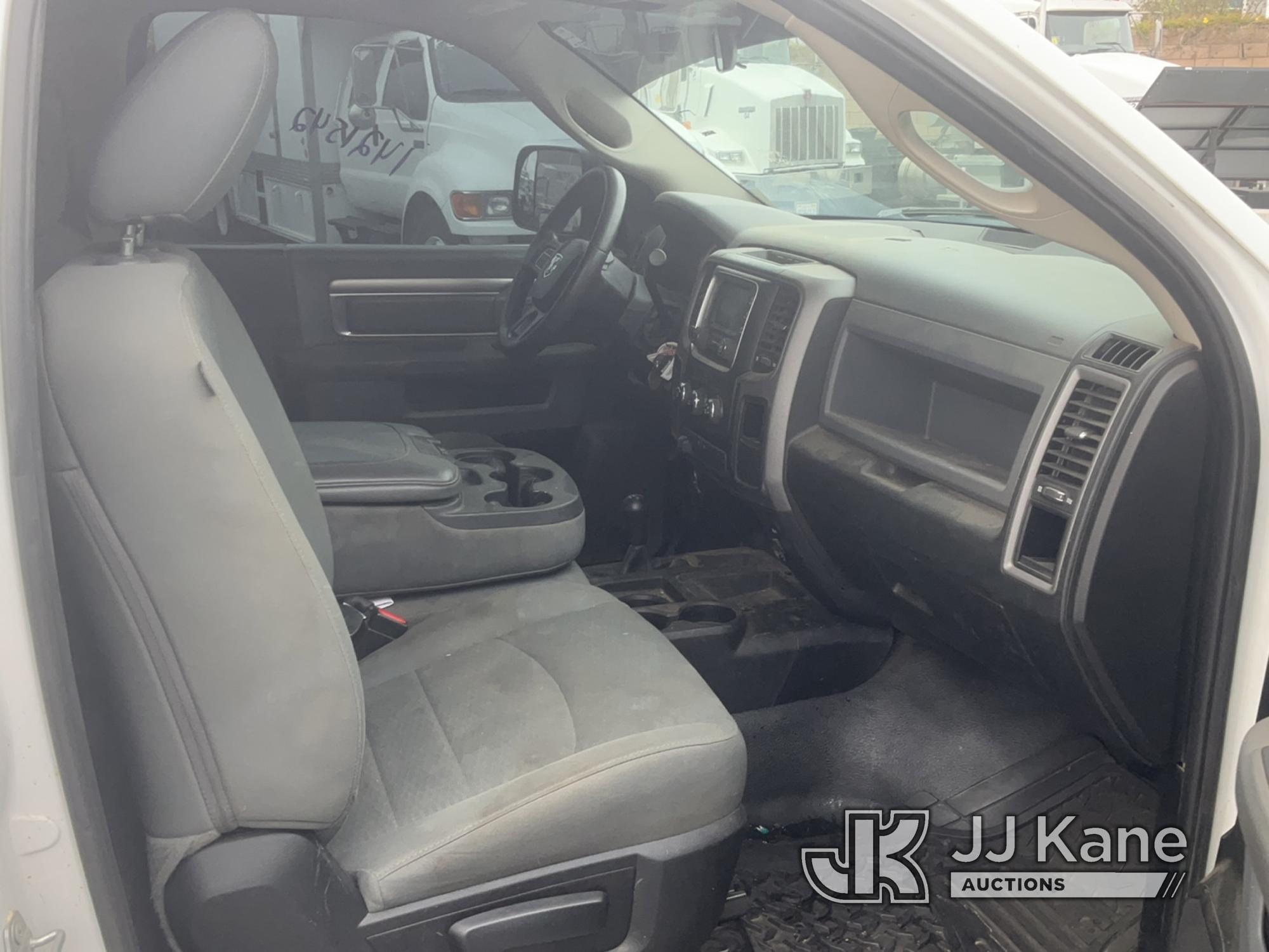 (Jurupa Valley, CA) 2018 DODGE RAM 2500 Service Truck, 3/4 TON REGULAR CAB ST Runs & Moves