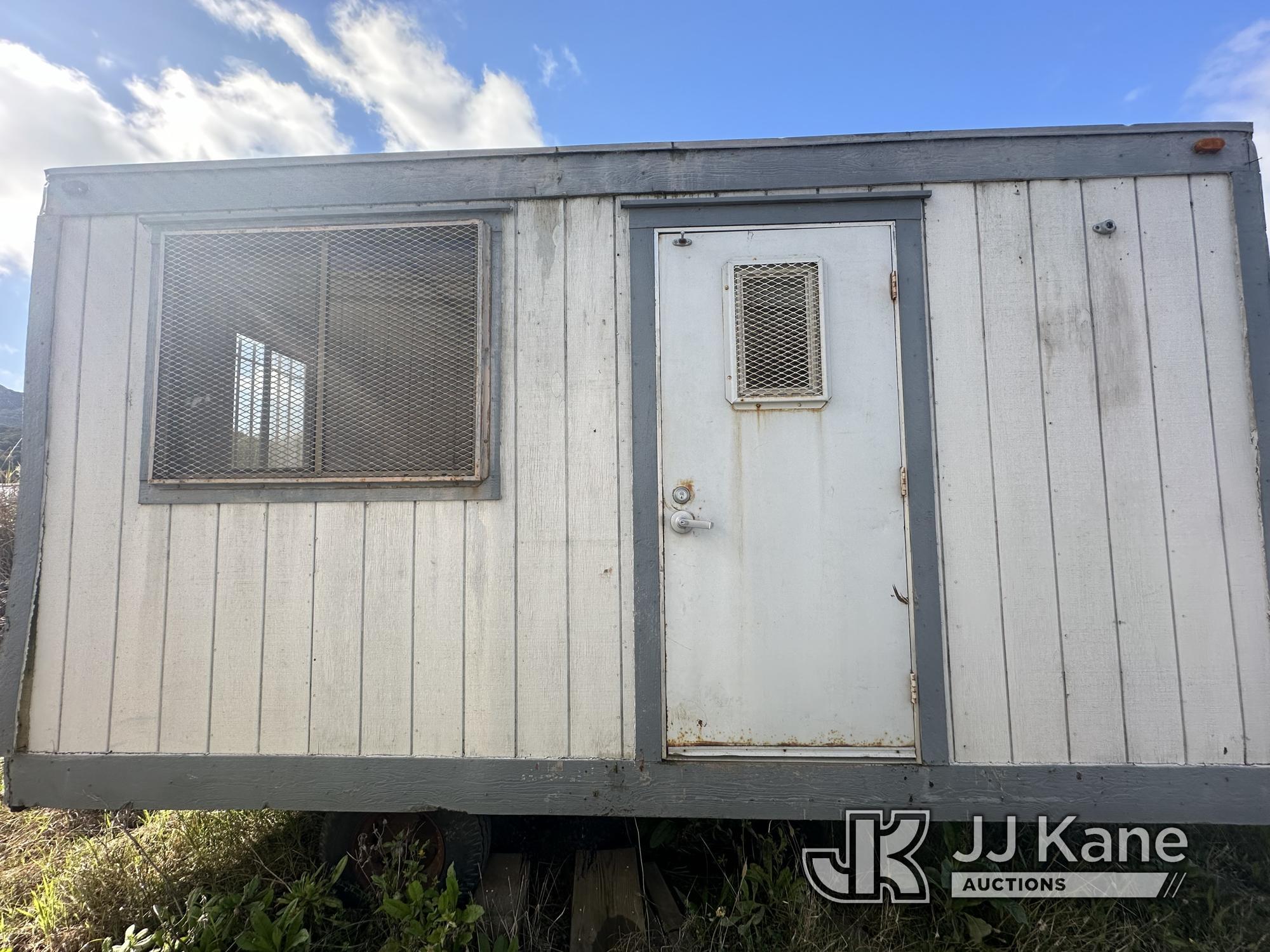 (San Luis Obispo, CA) 1991 Standard Pacific CCH Office Trailer Used Mobile Office Trailer Not Road W