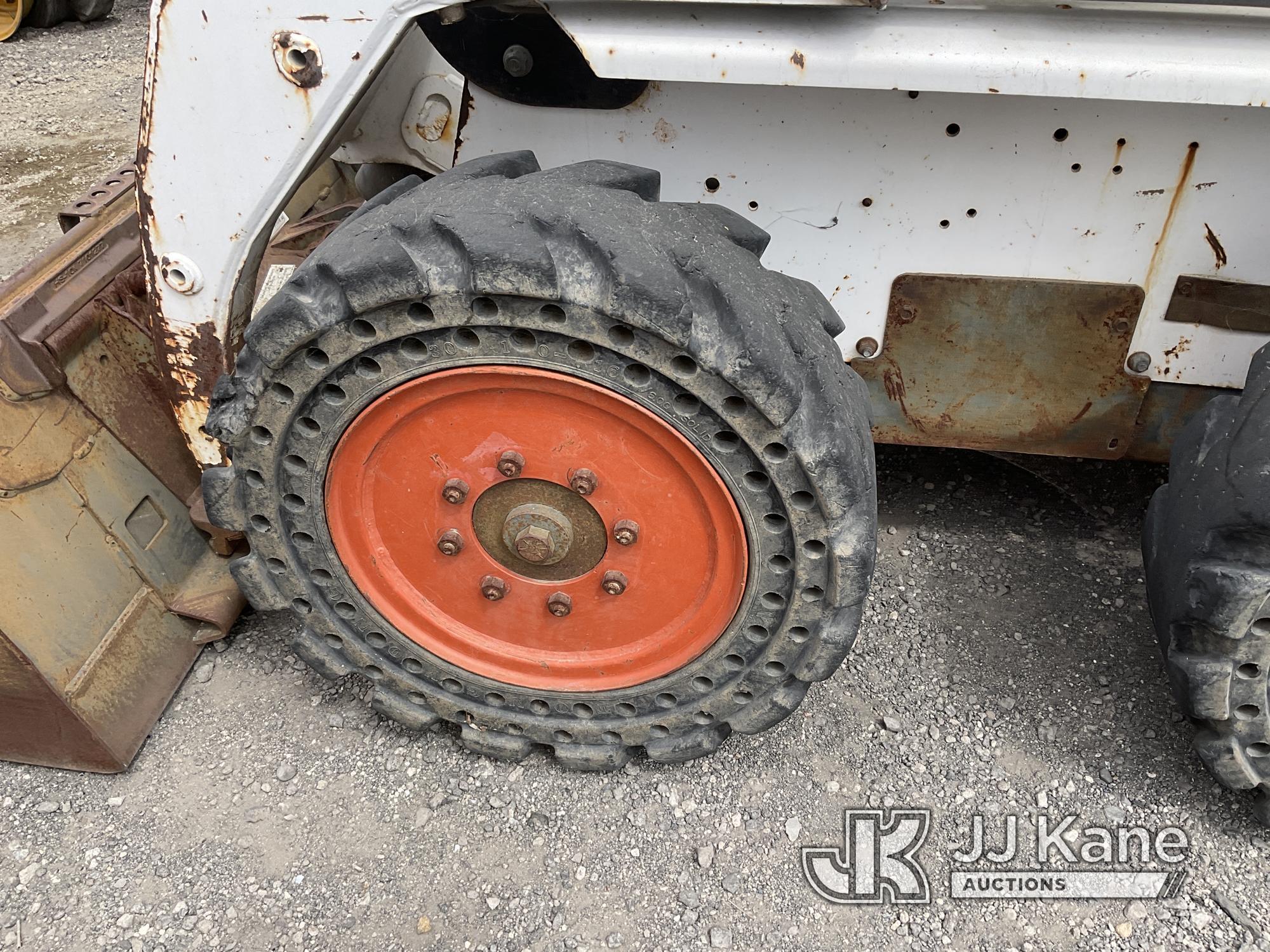 (Jurupa Valley, CA) Bobcat 763 Engine Runs, Does Not Stay Running Without Battery Jumper