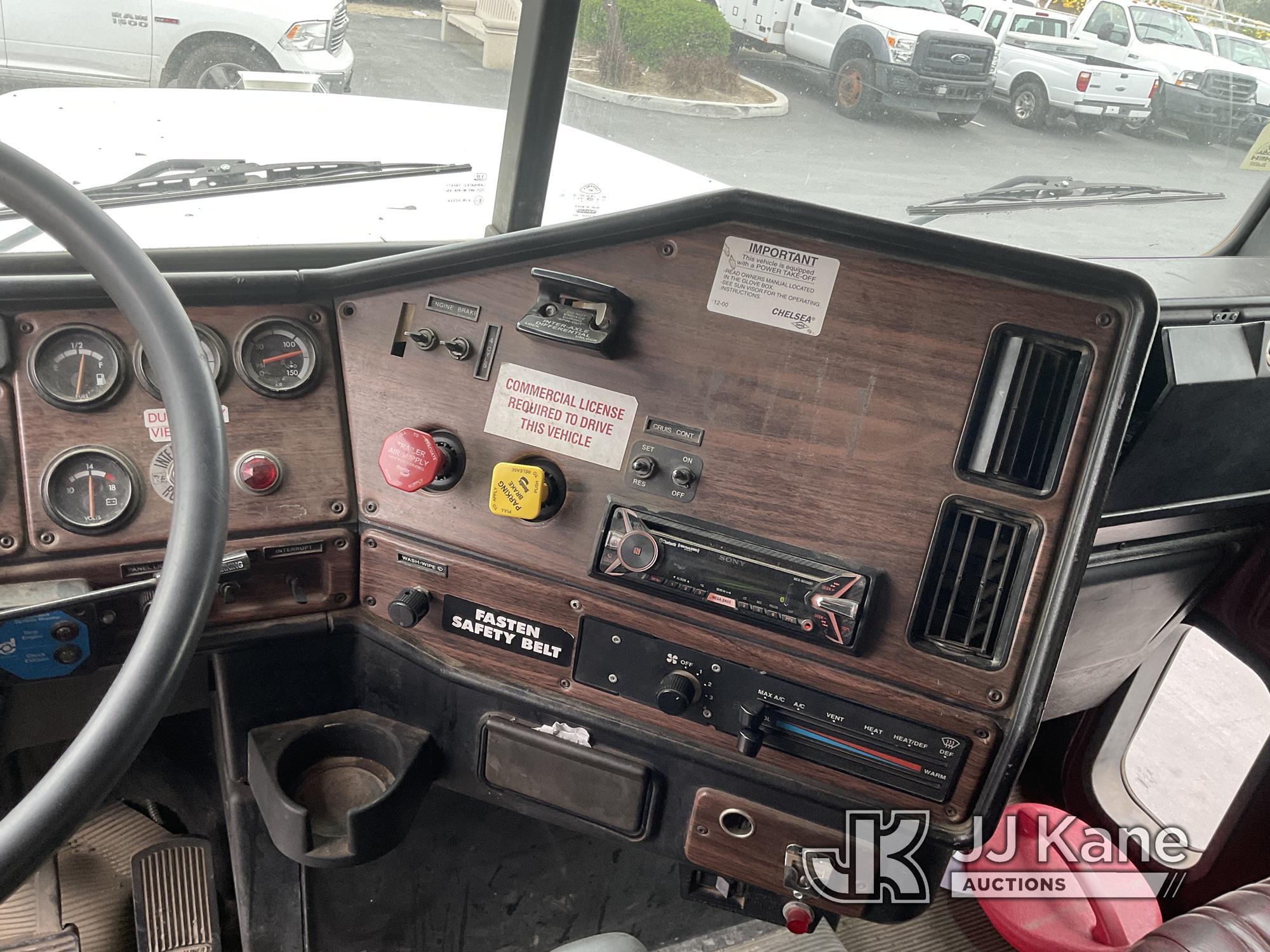 (Jurupa Valley, CA) 2002 Freightliner FLD120 T/A Dump Truck, CAT C15 Diesel Runs & Moves, Coolant Le