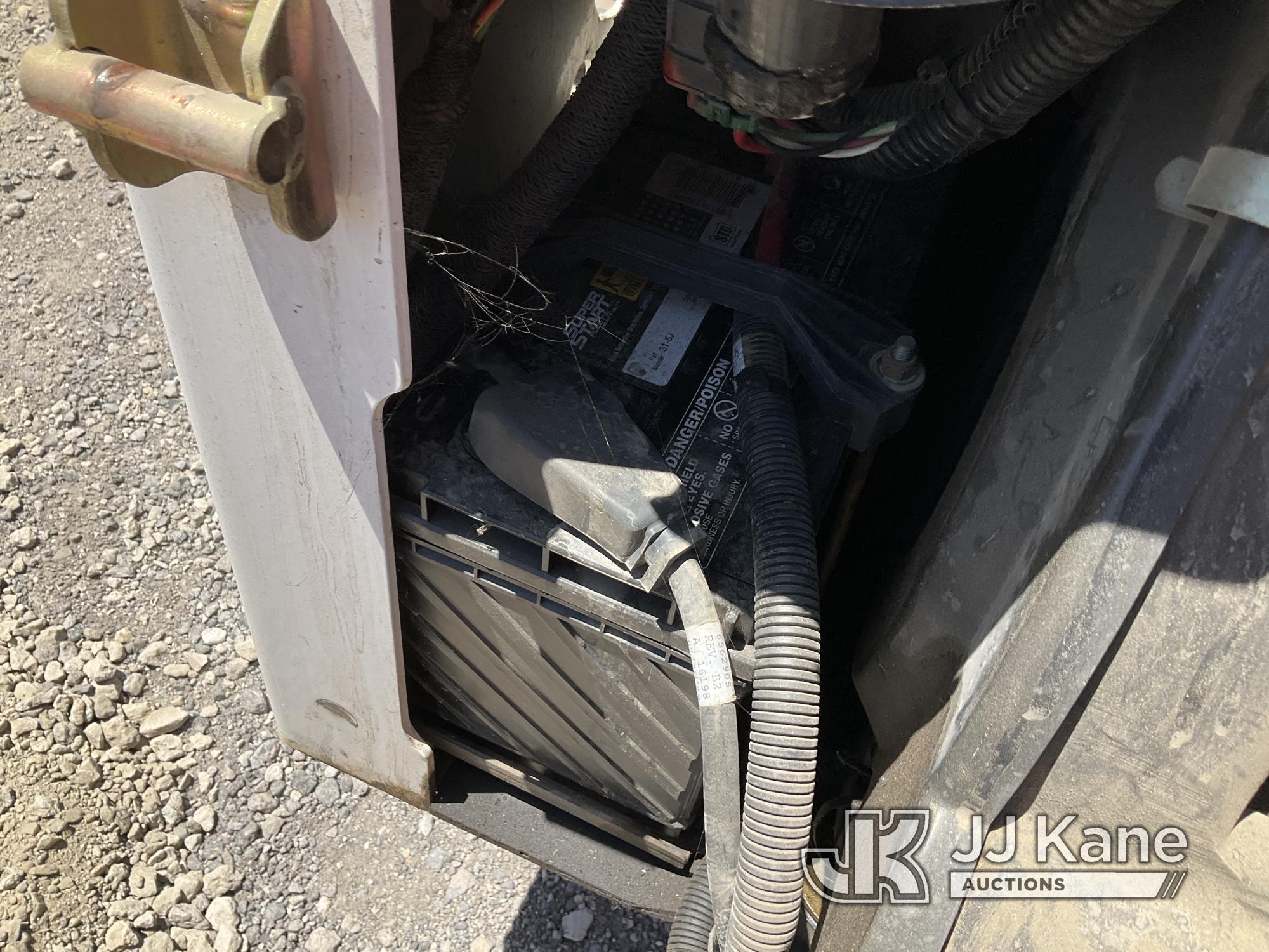 (Jurupa Valley, CA) 1999 Bobcat 763 Skid Steer Loader Runs & Moves