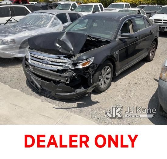 (Jurupa Valley, CA) 2010 Ford Taurus AWD 4-Door Sedan Not Running , Wrecked , Paint Damage, Body Dam