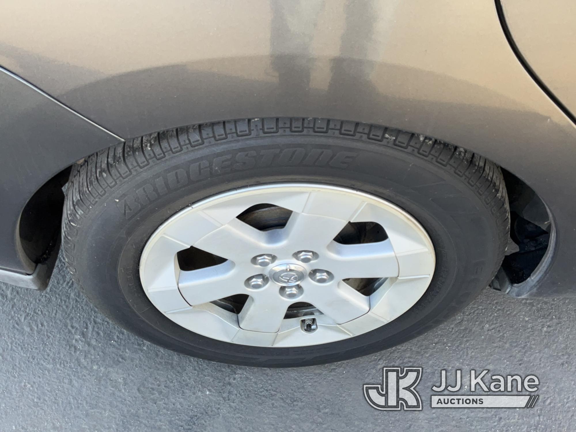 (Jurupa Valley, CA) 2007 Toyota Prius Hybrid 4Door Liftback Runs Rough, Paint Damage