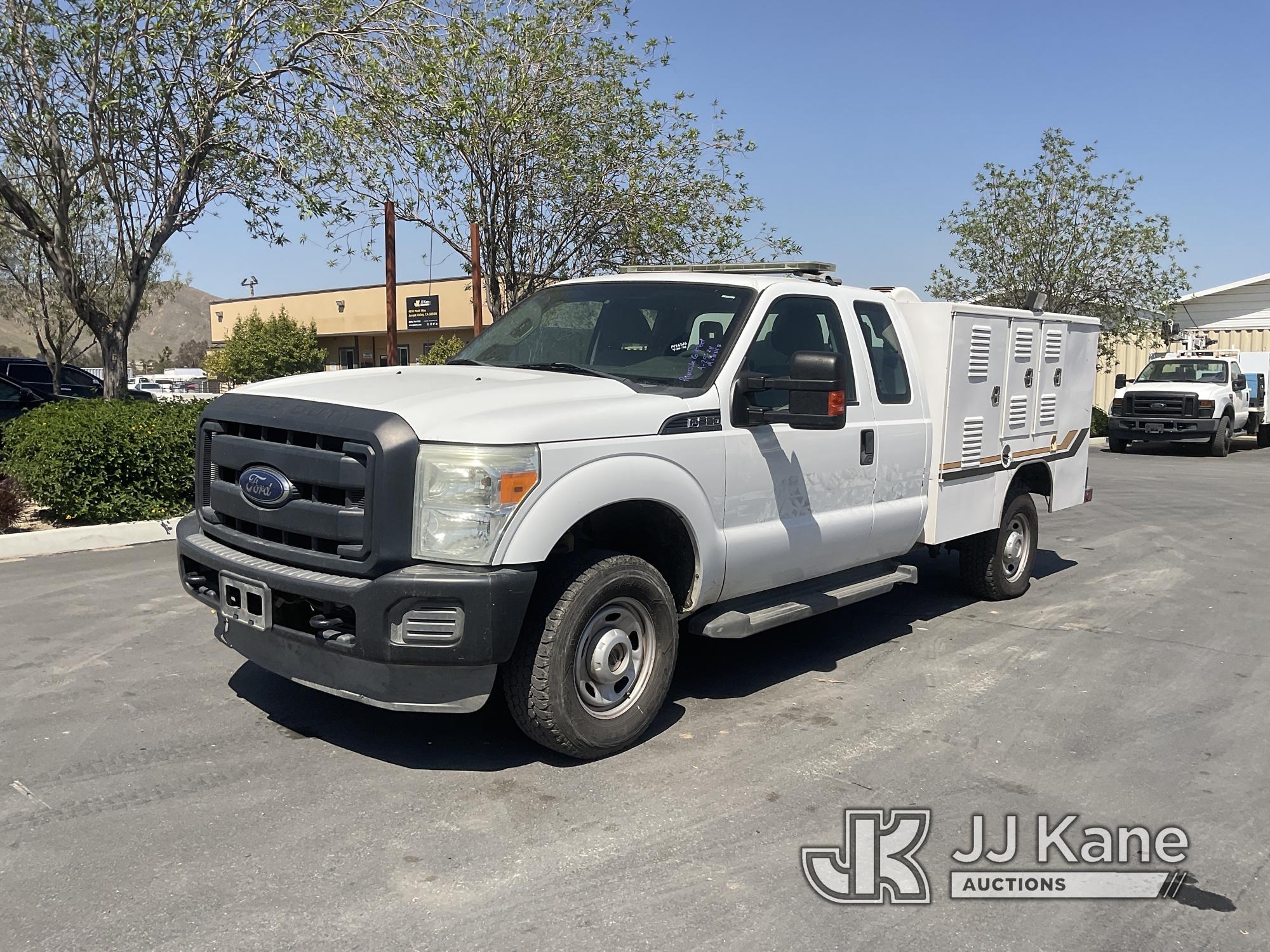 (Jurupa Valley, CA) 2013 Ford F-350 SD 4X4 Extended-Cab Pickup Truck Runs & Moves