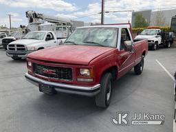 (Jurupa Valley, CA) 1997 GMC Sierra C/K 2500 Regular Cab Pickup 2-DR Runs & Moves, Has Paint Damage