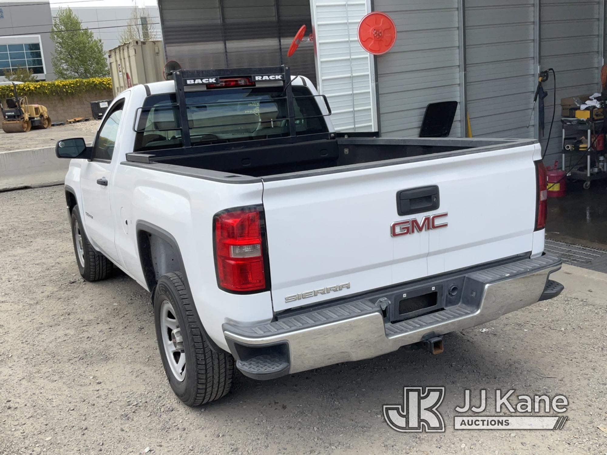 (Jurupa Valley, CA) 2015 GMC Sierra 1500 Regular Cab Pickup 2-DR Runs & Moves