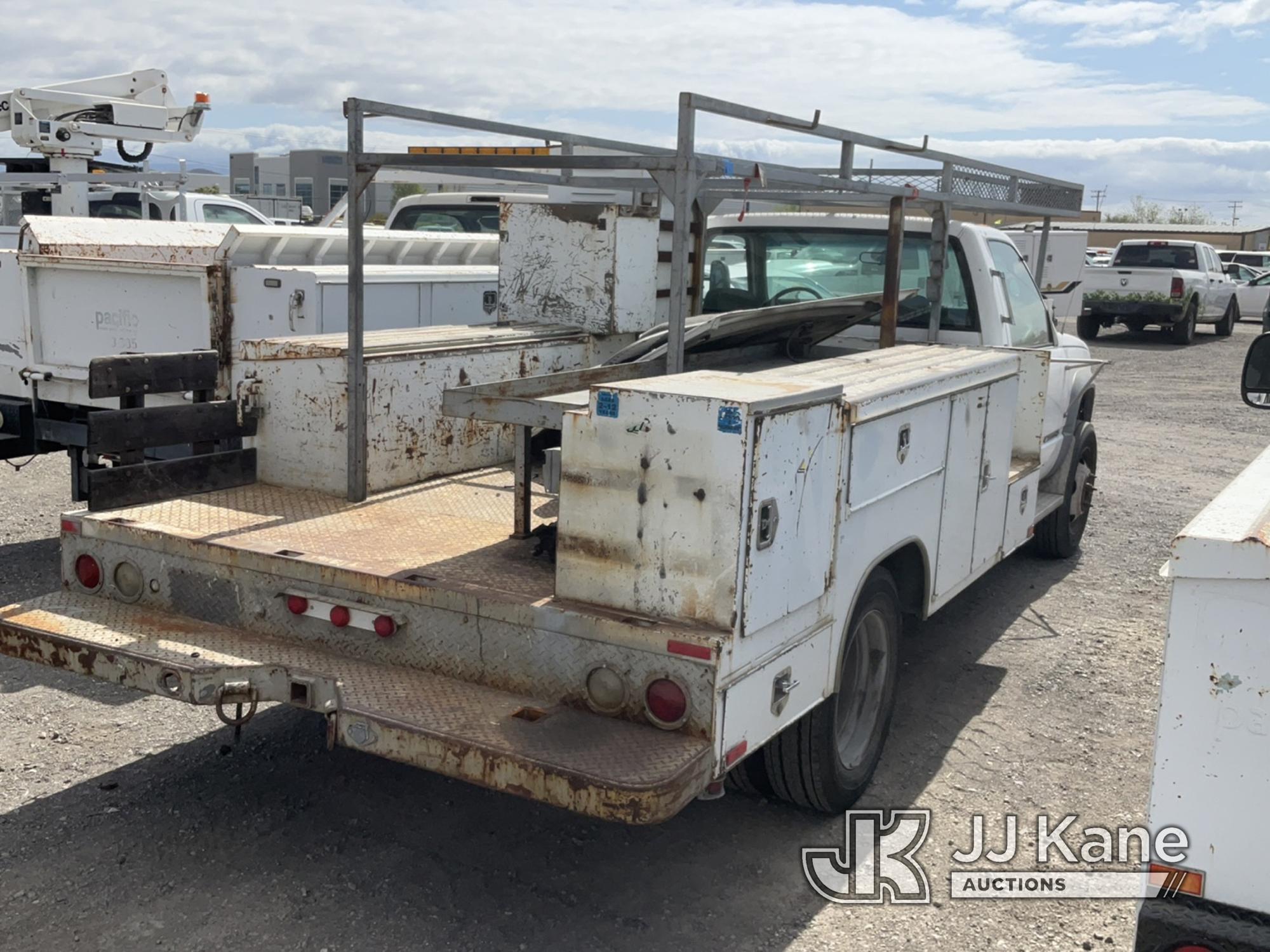 (Jurupa Valley, CA) 1998 Chevrolet C/K 3500 Cab & Chassis Not Running, No Key, Stripped Of Parts , M