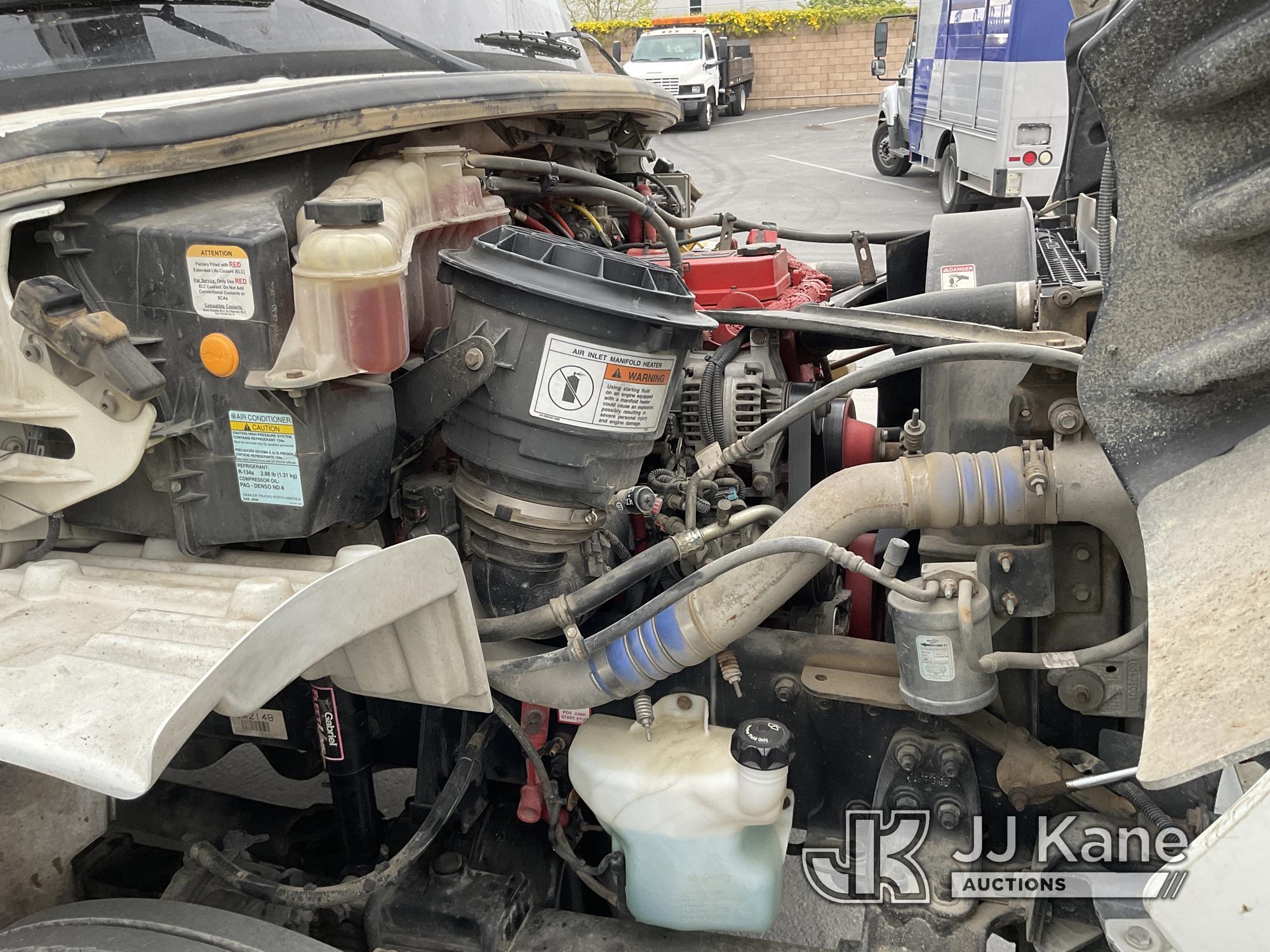 (Jurupa Valley, CA) Altec AA55, Material Handling Bucket , 2015 Freightliner M2 106 4X4 Runs & Moves