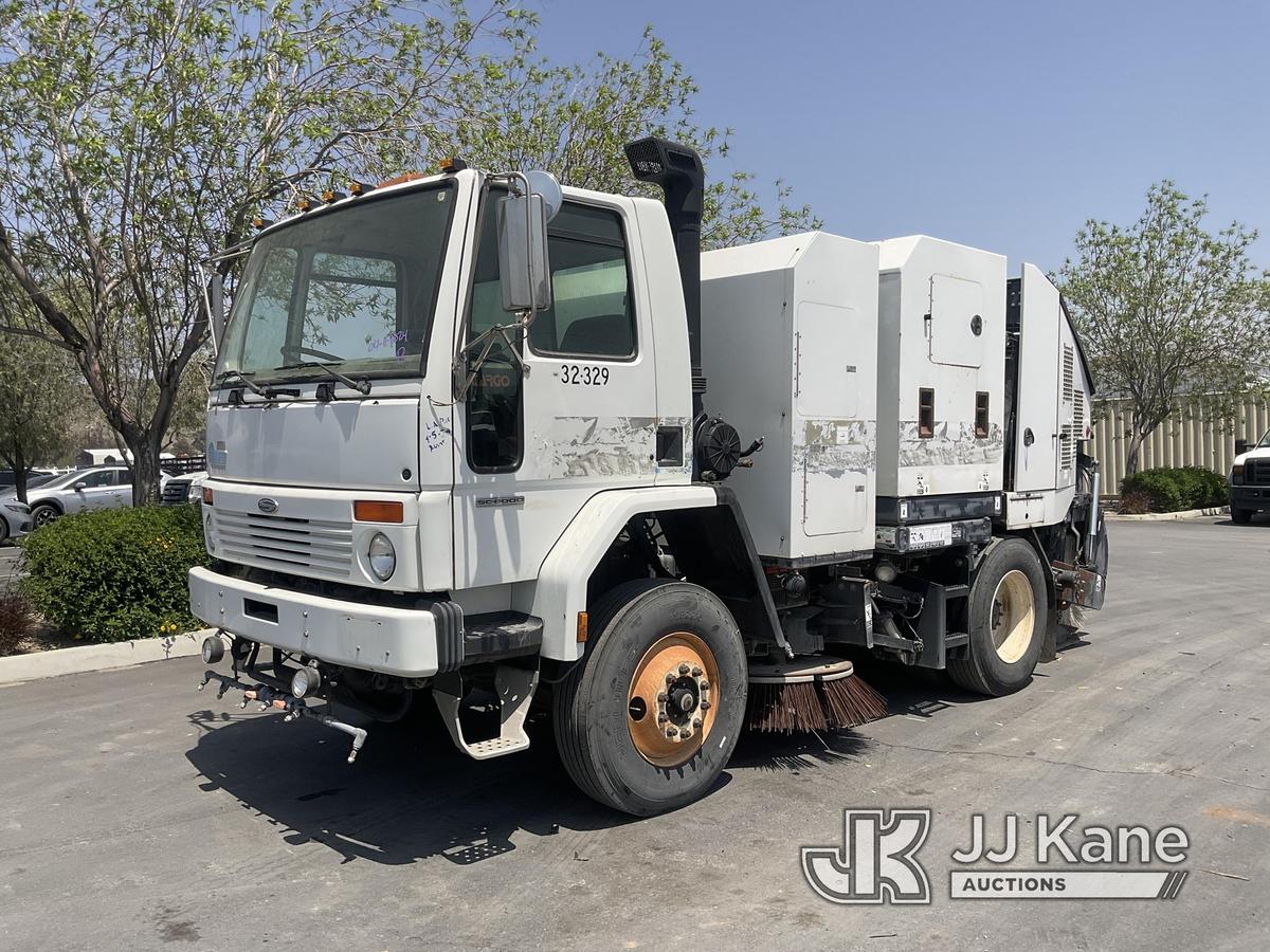 (Jurupa Valley, CA) 2007 Sterling SC8000 Street Sweeper Runs & Moves