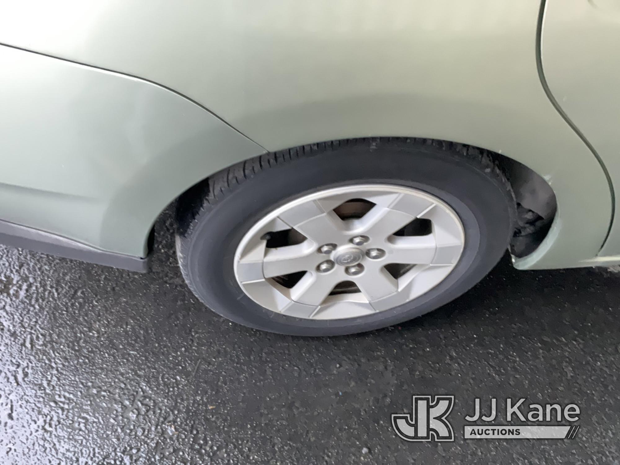 (Jurupa Valley, CA) 2007 Toyota Prius Hybrid 4-Door Liftback Runs & Moves, Paint Damage