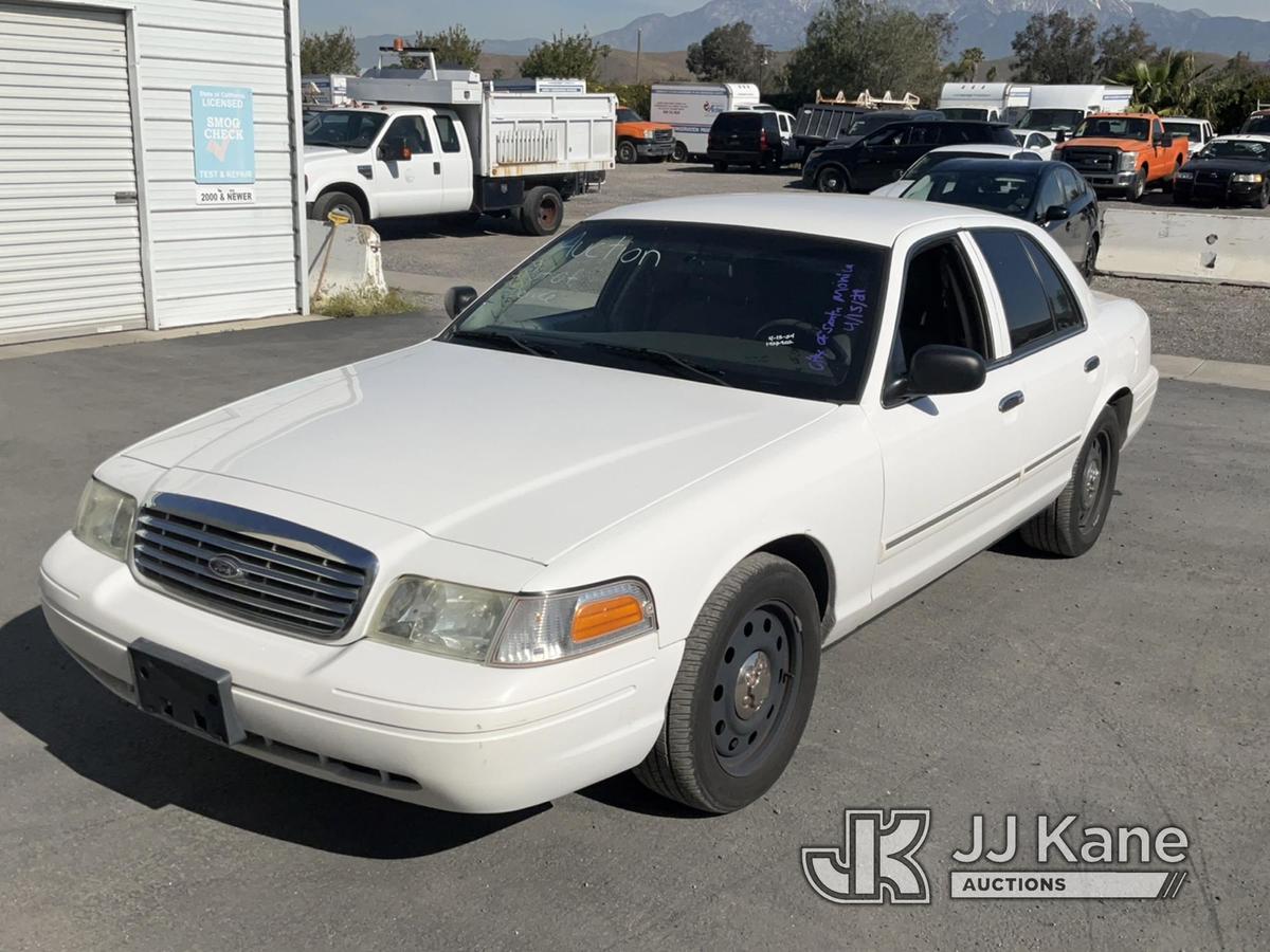 (Jurupa Valley, CA) 2010 Ford Crown Victoria Police Interceptor 4-Door Sedan Runs & Moves