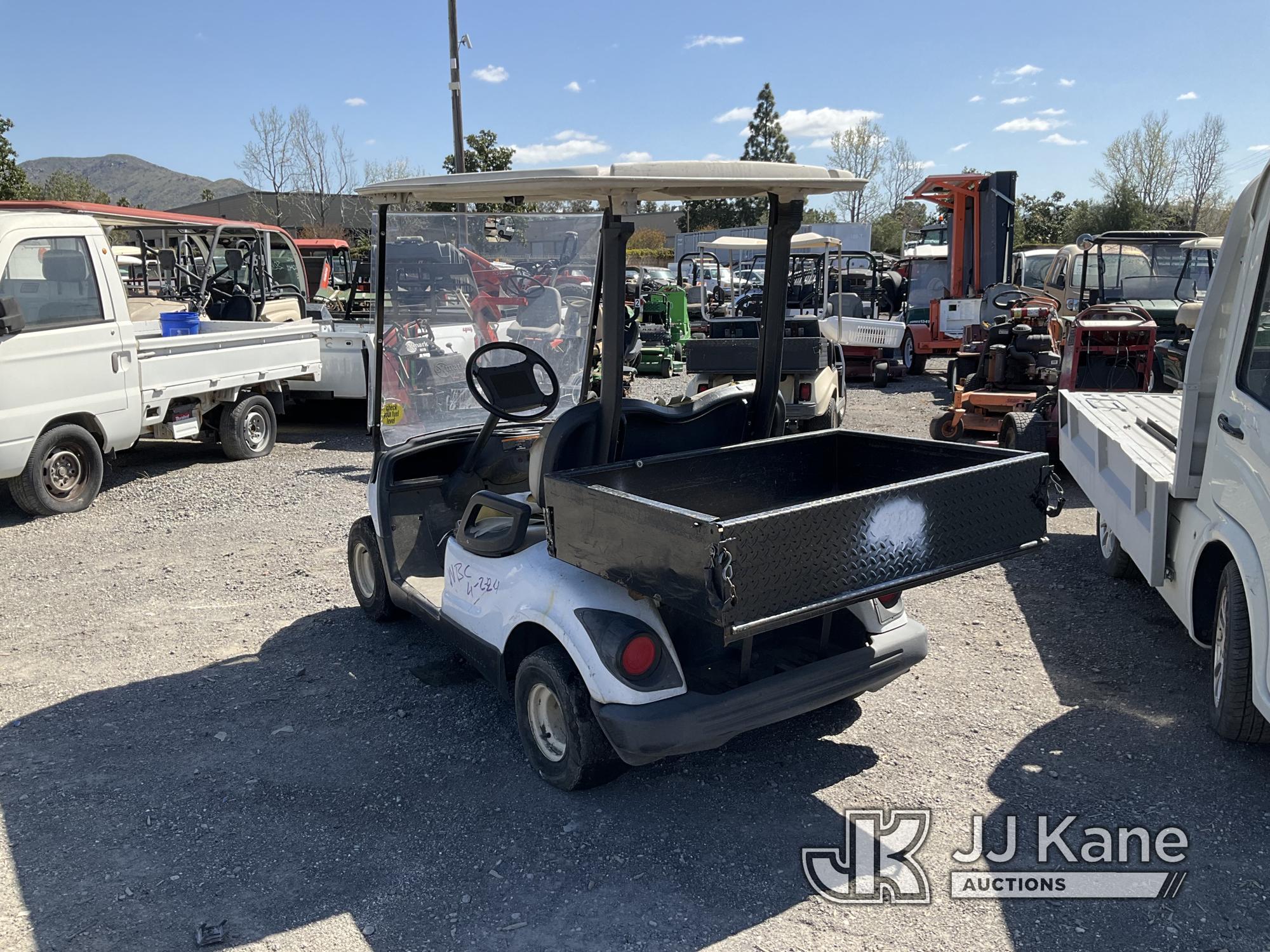 (Jurupa Valley, CA) 2011 Yamaha Golf Cart Not Running, True Hours Unknown, Has Torn Seat