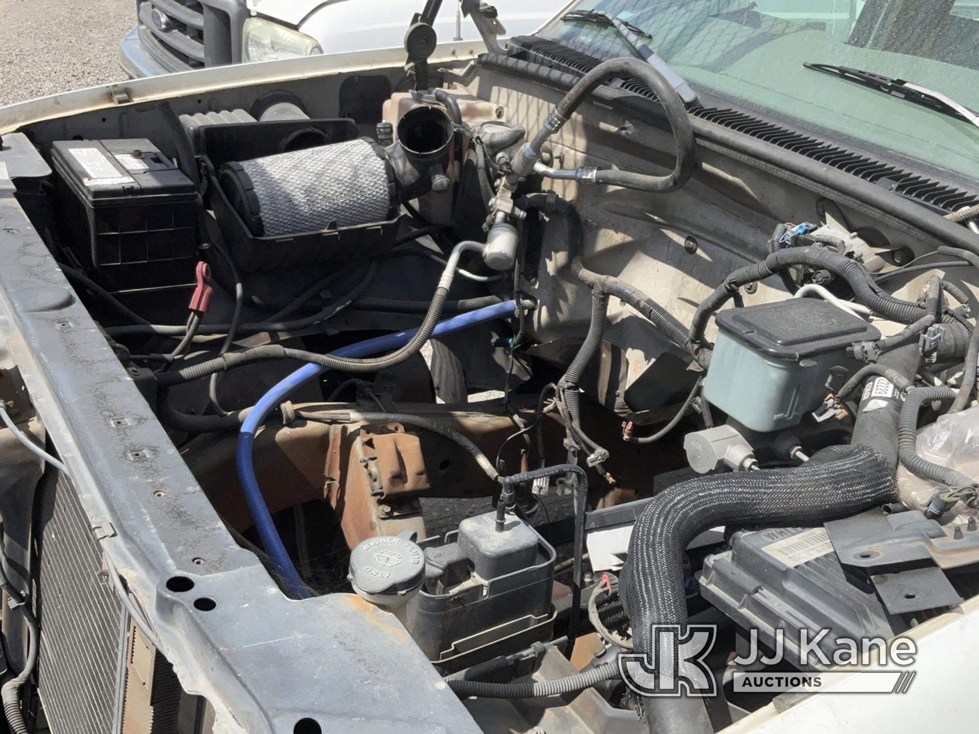 (Jurupa Valley, CA) 1998 Chevrolet C/K 3500 Cab & Chassis Not Running, No Key, Stripped Of Parts , M