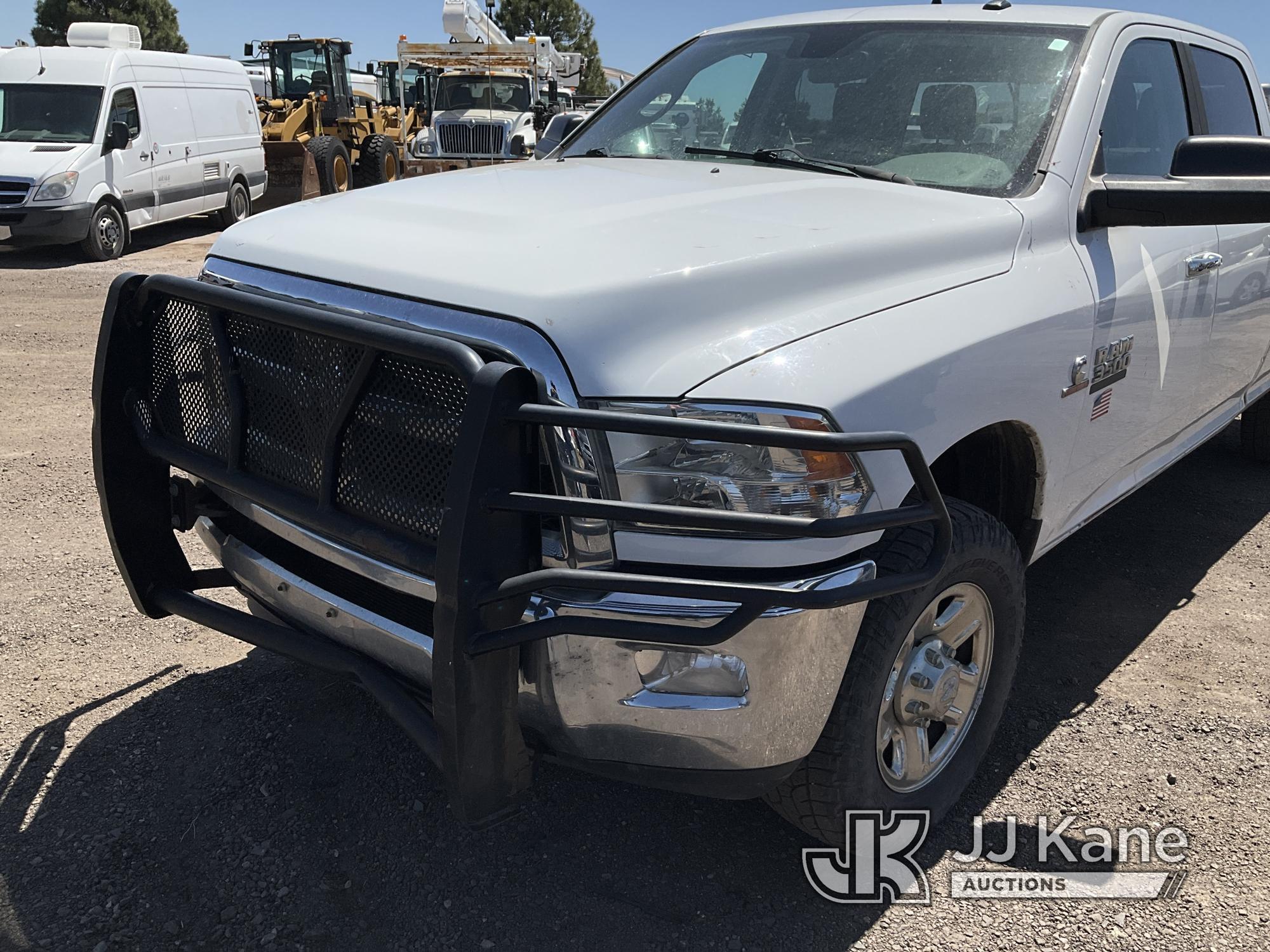 (Castle Rock, CO) 2014 Dodge 3500 4x4 Crew-Cab Pickup Truck Runs  & Moves) (Check Engine Light On