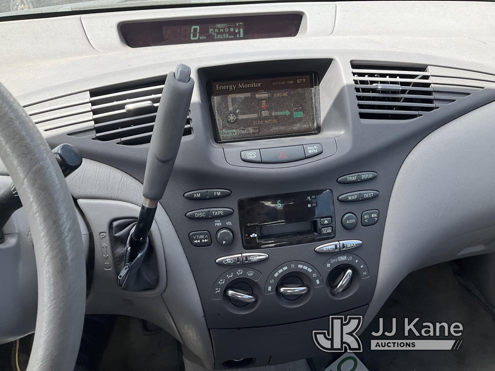 (Castle Rock, CO) 2003 Toyota Prius Hybrid 4-Door Hybrid Sedan Runs & Moves