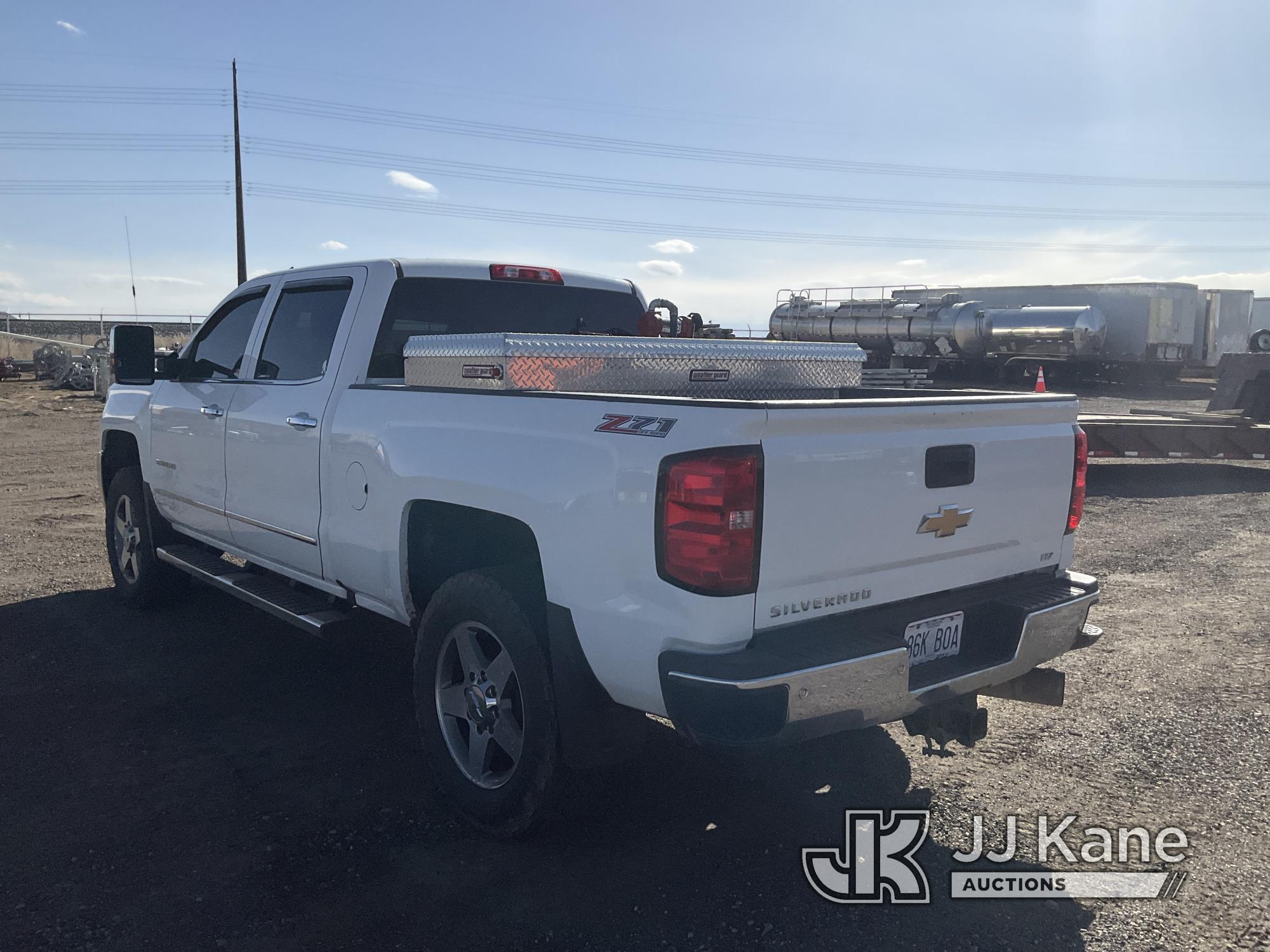 (Keenesburg, CO) 2017 Chevrolet Silverado 2500HD 4x4 Pickup Truck Runs & Moves