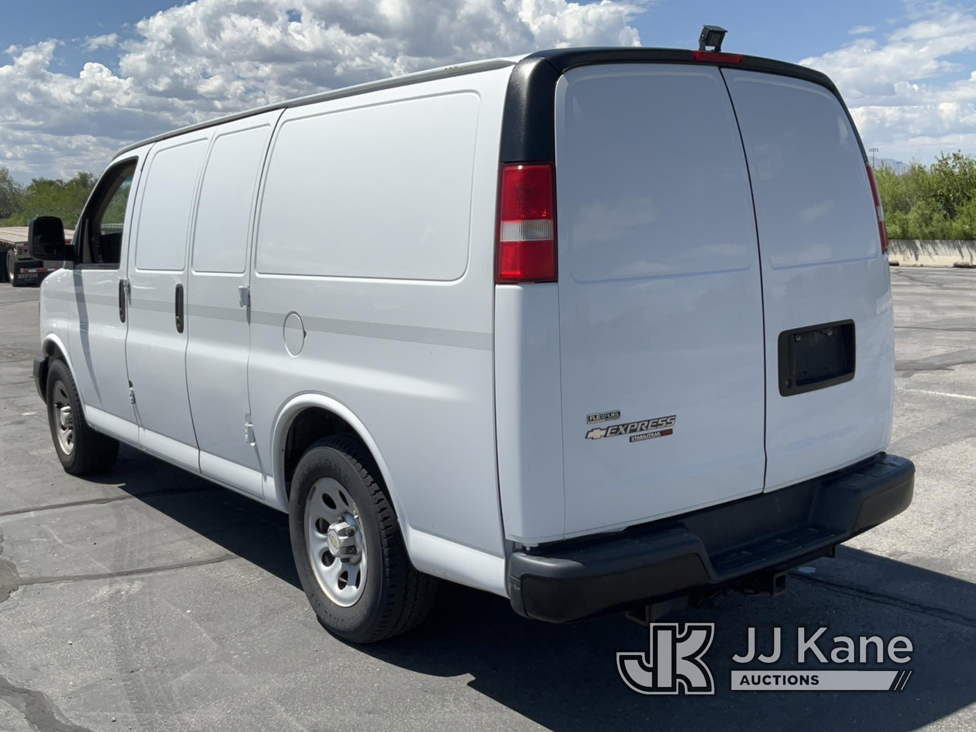 (Salt Lake City, UT) 2011 Chevrolet Express G1500 AWD Animal Control Van Runs & Moves) (Bad Paint