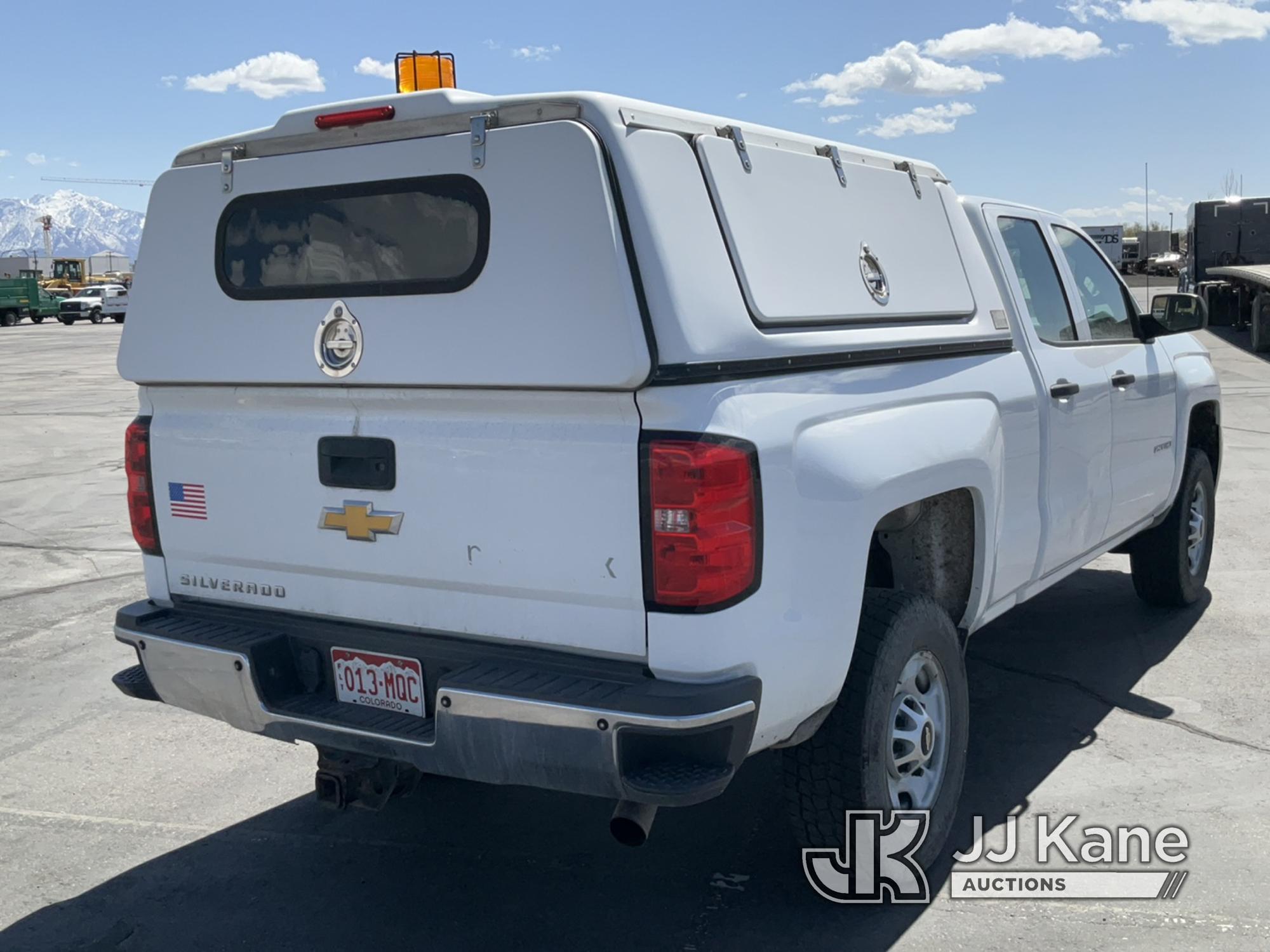 (Salt Lake City, UT) 2015 Chevrolet Silverado 2500HD 4x4 Extended-Cab Pickup Truck Runs & Moves