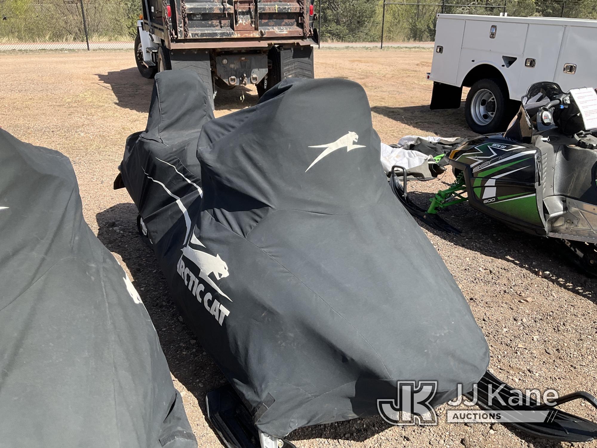 (Castle Rock, CO) 2012 Arctic Cat Bearcat 570 XT Snowmobile Runs, Moves, Operates  NO TITLE