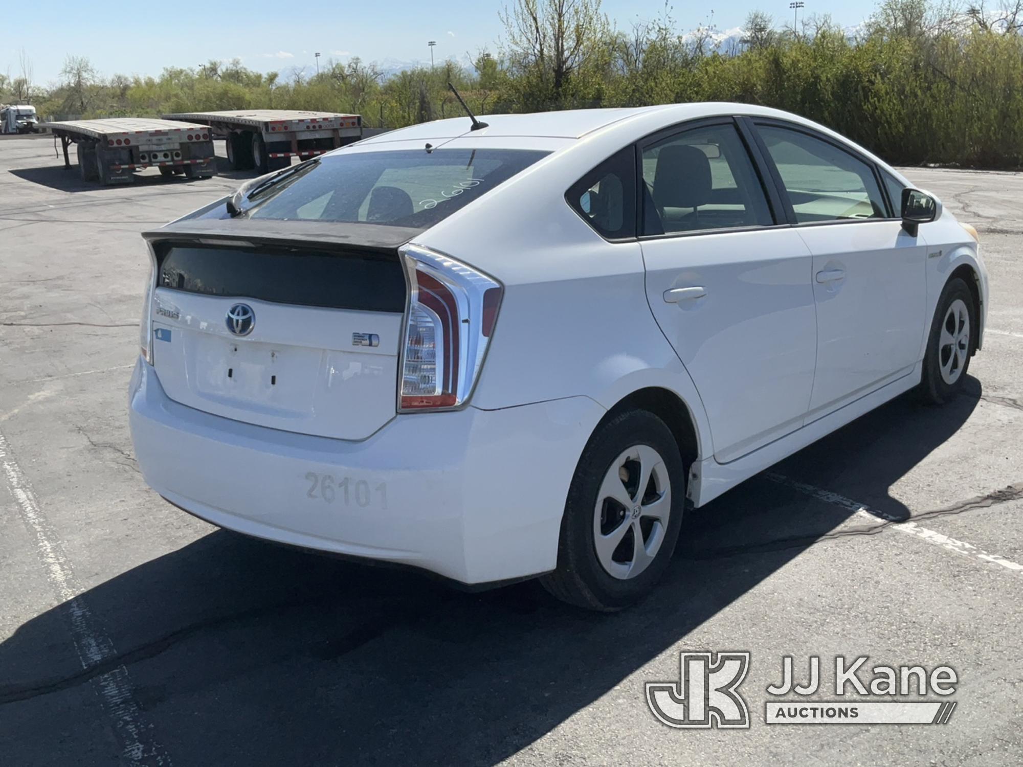 (Salt Lake City, UT) 2012 Toyota Prius 4-Door Hatch Back Runs & Moves