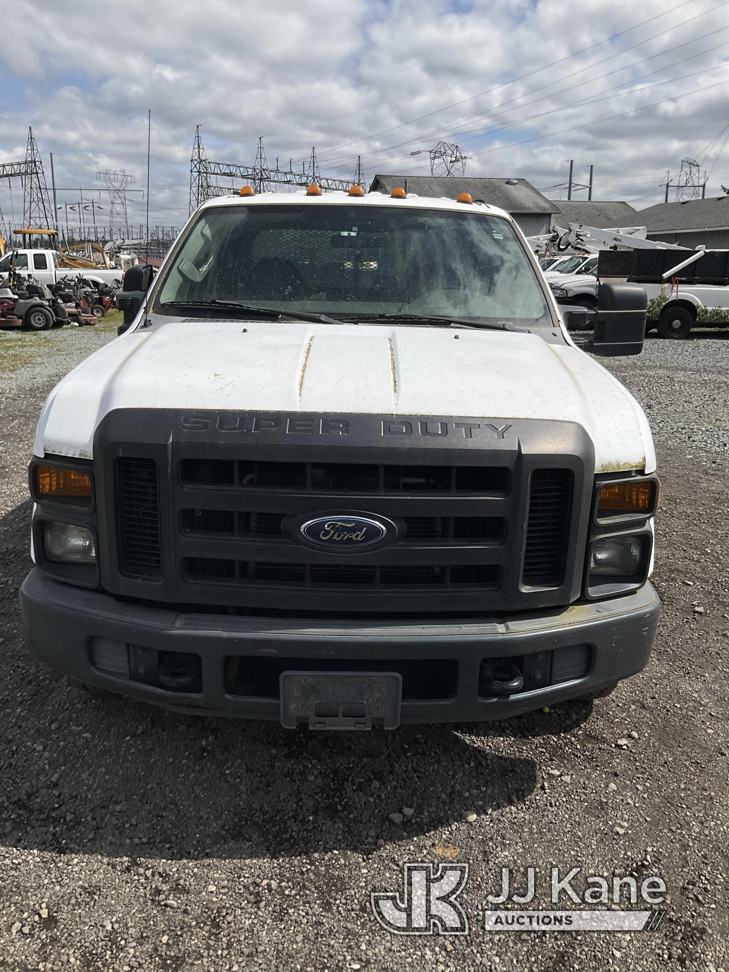 (Tacoma, WA) 2010 Ford F350 Crew-Cab Pickup Truck Not Running, Condition Unknown) (Battery Is Missin