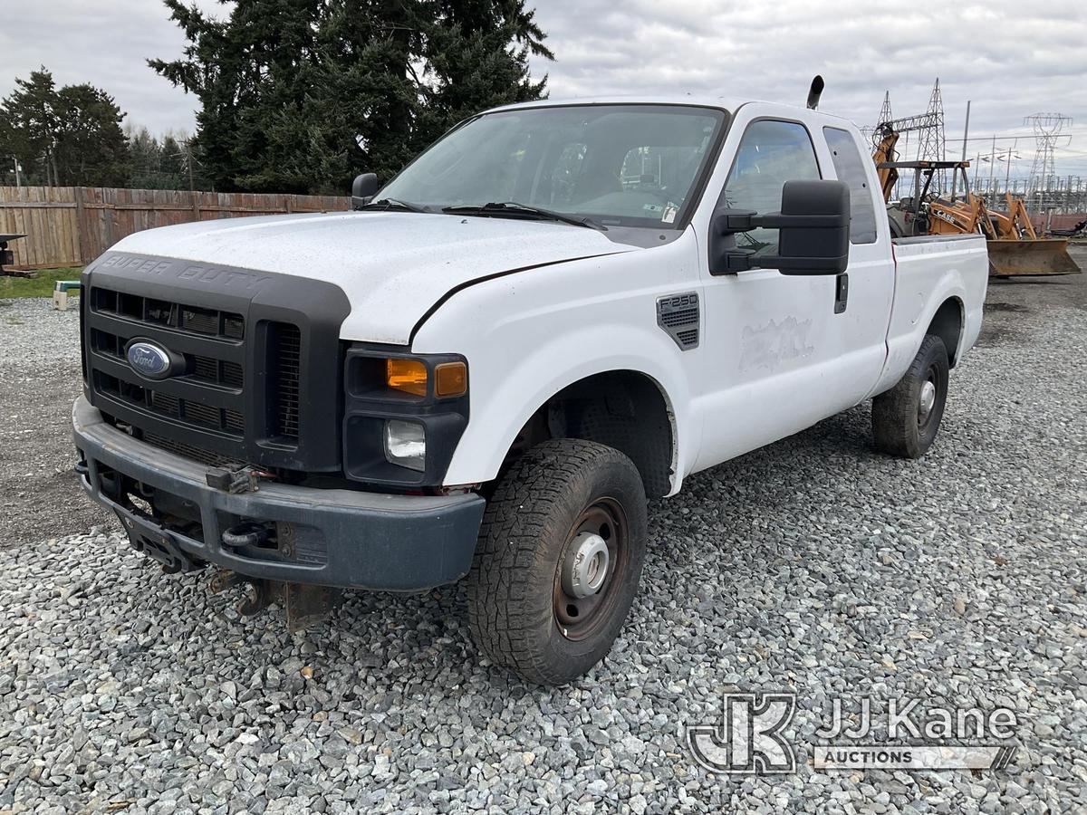 (Tacoma, WA) 2008 Ford F250 4x4 Extended-Cab Pickup Truck Not Running, Condition Unknown) ( Minor Bo