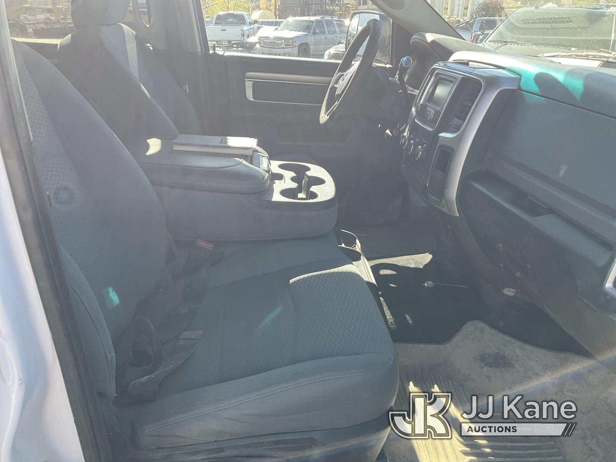 (Castle Rock, CO) 2017 RAM 3500 4x4 Crew-Cab Pickup Truck Runs & Moves) (Missing Tailgate, Minor Bod