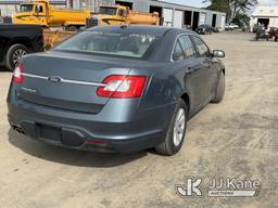 (Eureka, CA) 2010 Ford Taurus SE 4-Door Sedan Runs & Moves