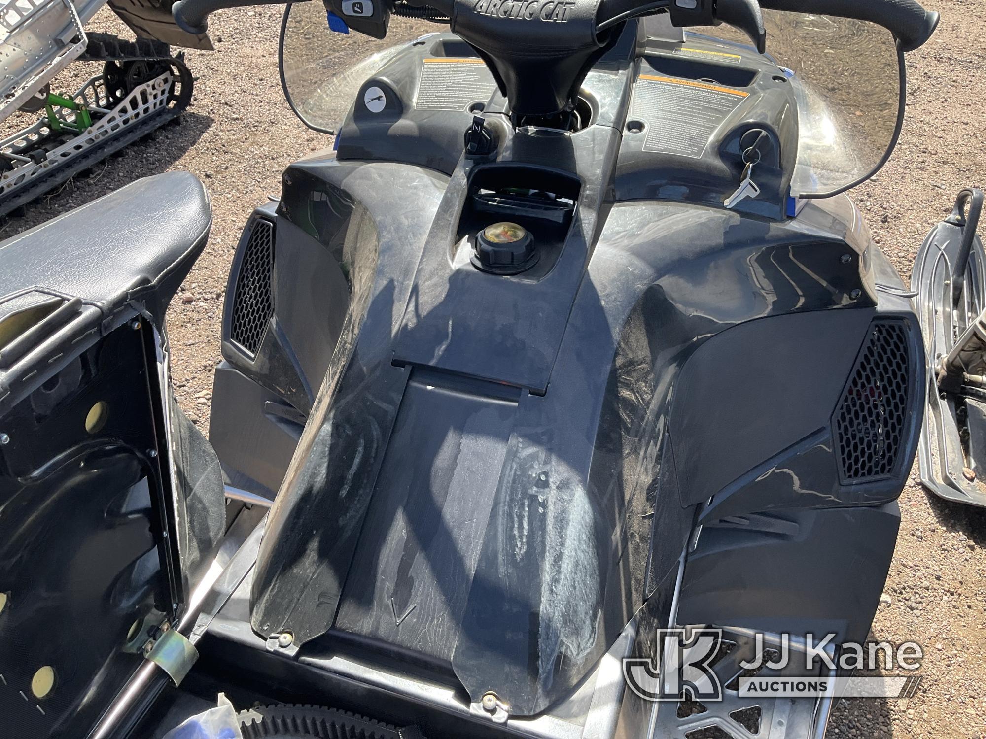 (Castle Rock, CO) 2012 Arctic Cat Bearcat 570 XT Snowmobile Runs, Moves, Operates  NO TITLE