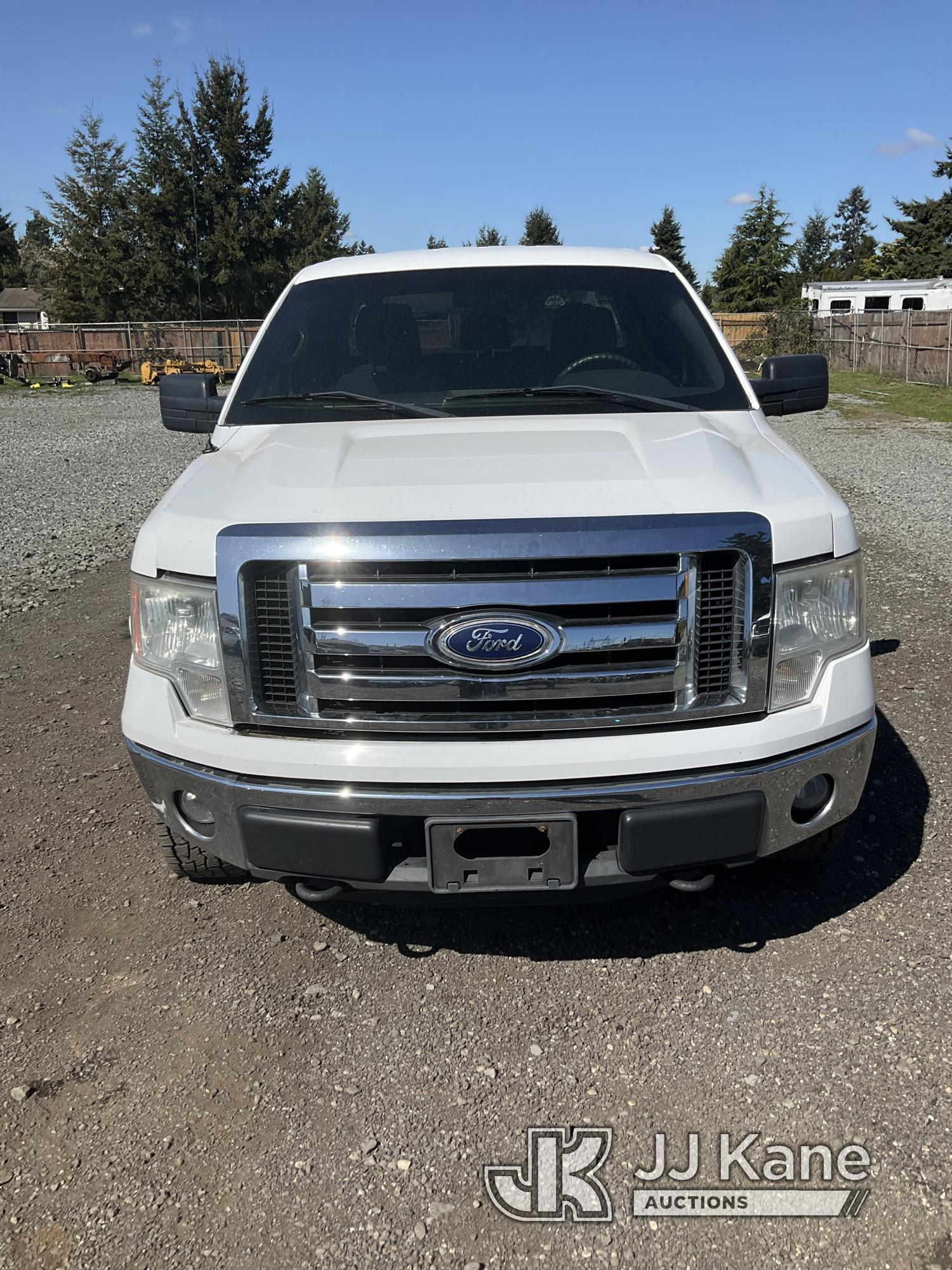 (Tacoma, WA) 2011 Ford F150 4x4 Extended-Cab Pickup Truck Runs & Moves)  (Tires Are Good, Front Pass