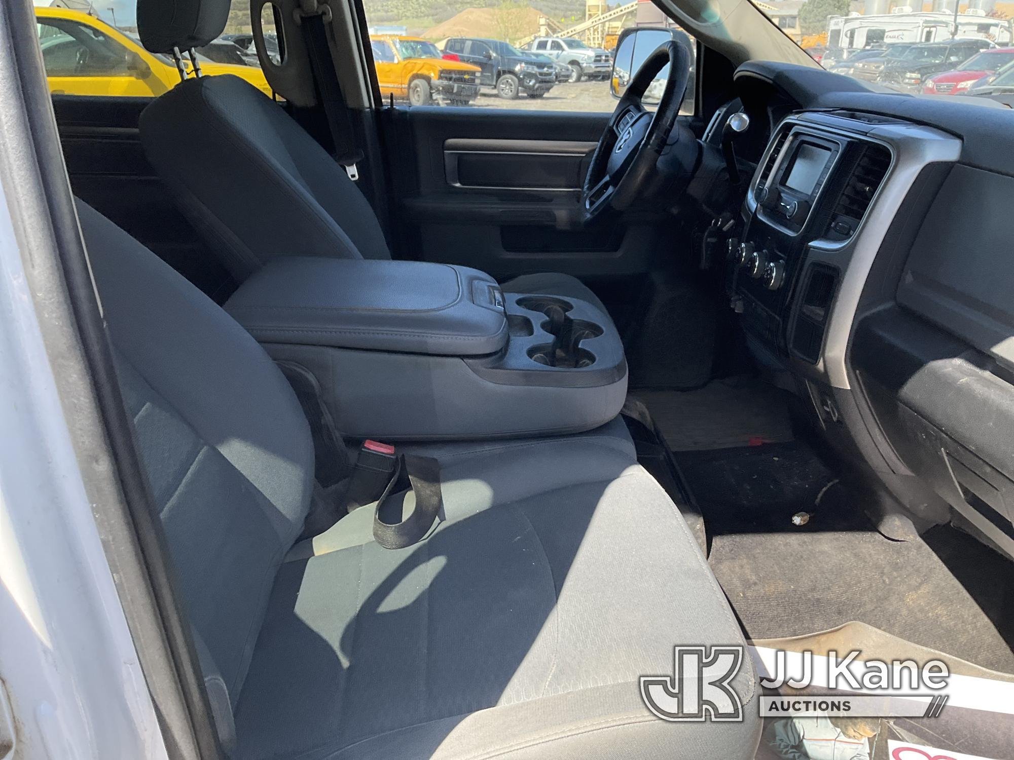 (Castle Rock, CO) 2017 RAM 3500 4x4 Crew-Cab Pickup Truck Runs & Moves)