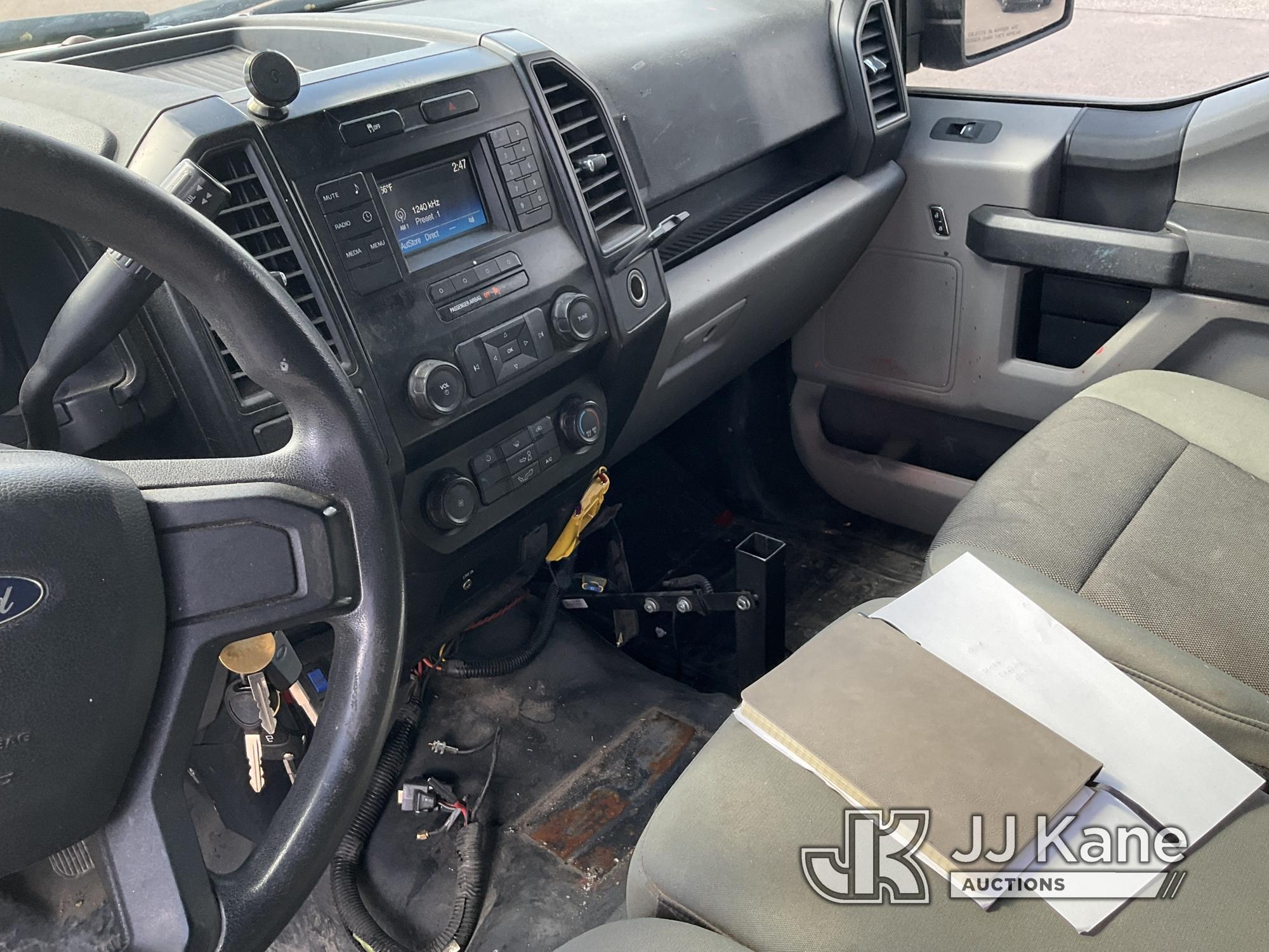 (Castle Rock, CO) 2015 Ford F150 4x4 Extended-Cab Pickup Truck Runs & Moves) (Minor Body Damage