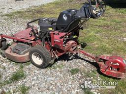 (Tacoma, WA) 2015 Exmark Turf Tracer Lawn Mower Runs & Moves)  (Tires Are Fair, Everything Works