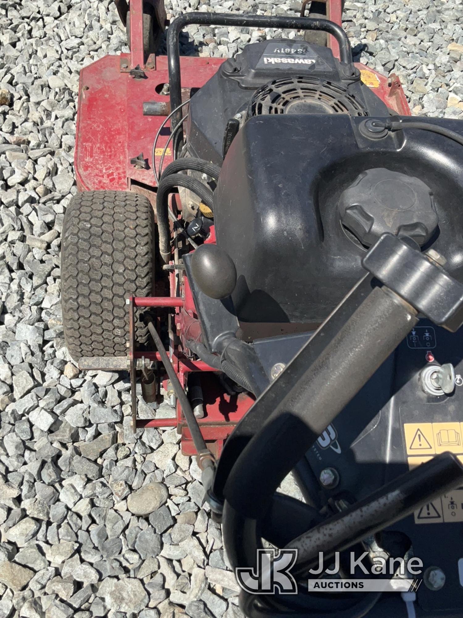 (Tacoma, WA) 2015 Exmark Viking Lawn Mower Runs & Moves) Tires Are Fair,  Everything Works