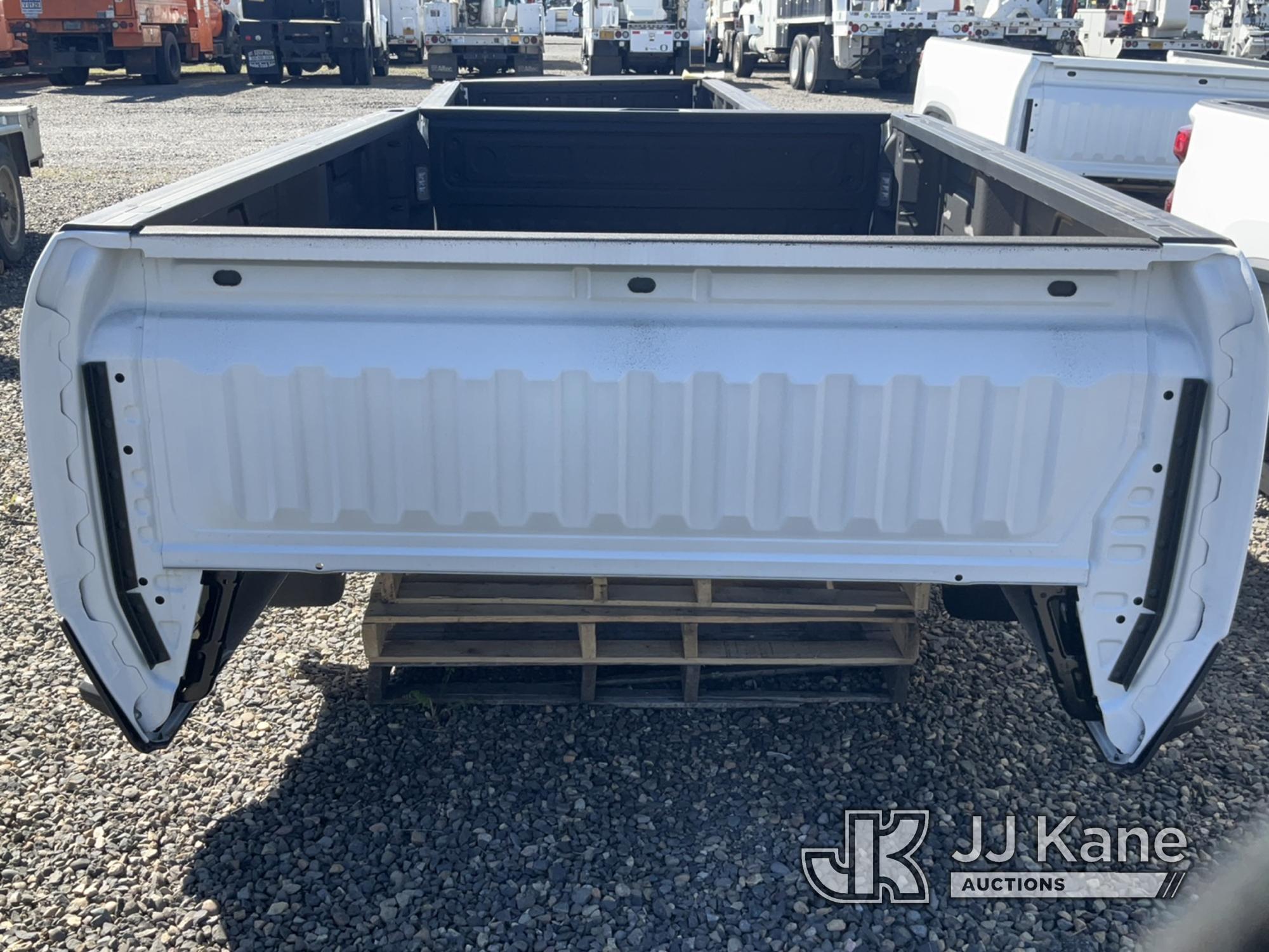 (Portland, OR) 2023 Chevrolet Silverado Truck Bed Operates, 8 FT Long & 6 FT Wide