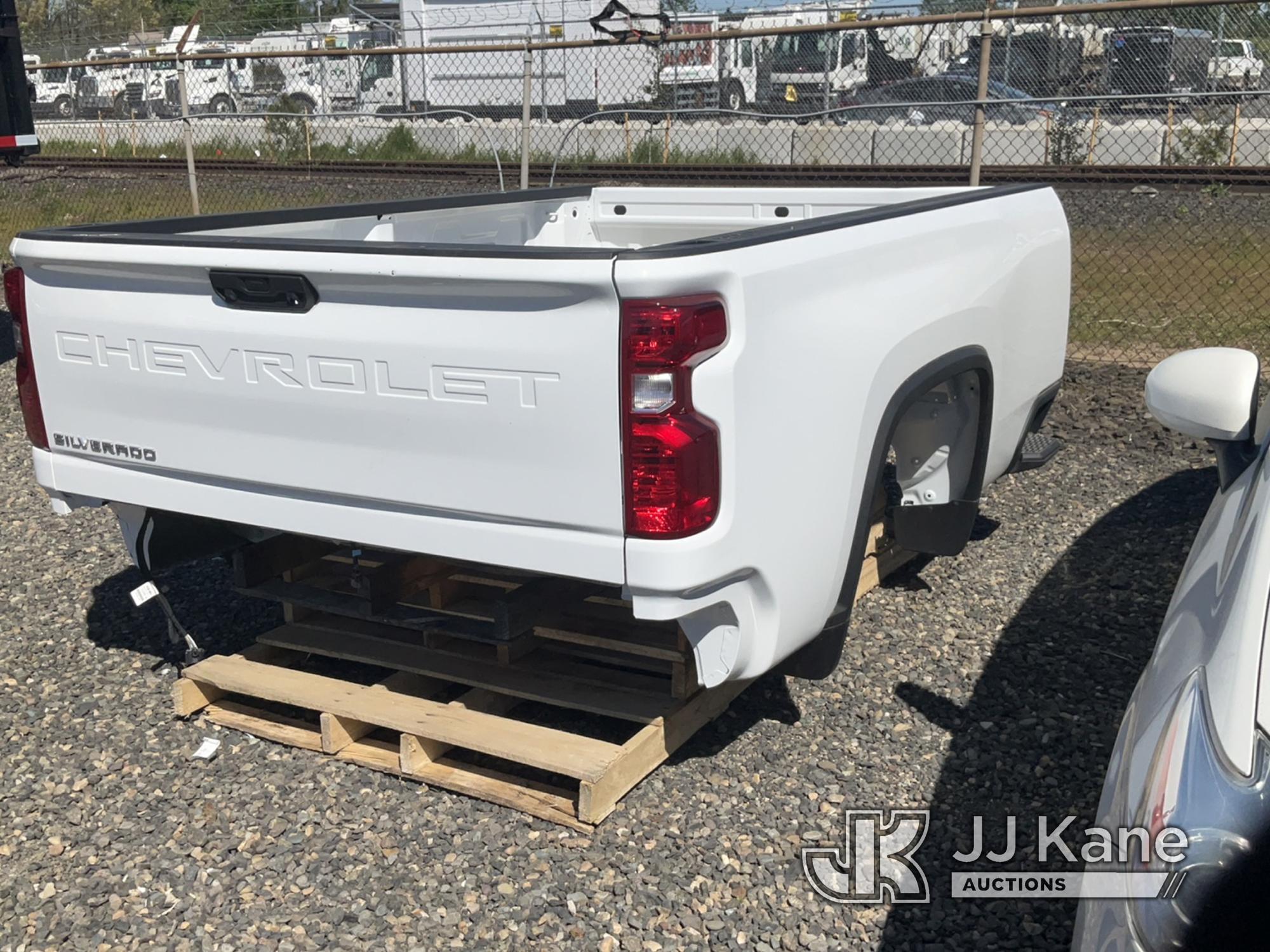 (Portland, OR) 2023 Chevrolet Silverado Truck Bed Operates, 8 FT Long & 6 FT Wide