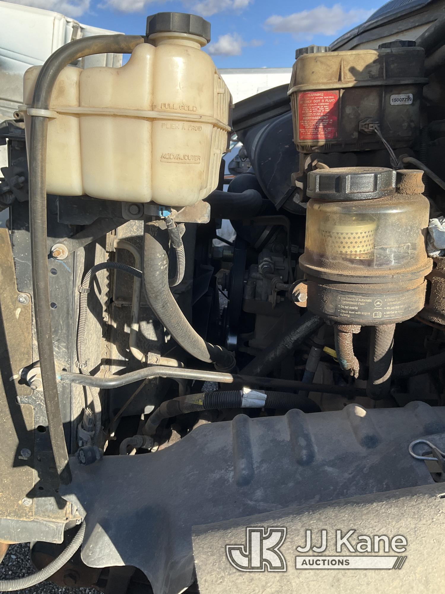 (Keenesburg, CO) 2006 GMC C6500 Chipper Dump Truck Runs & Moves) (Runs Rough, Knocks, Smokes, Check