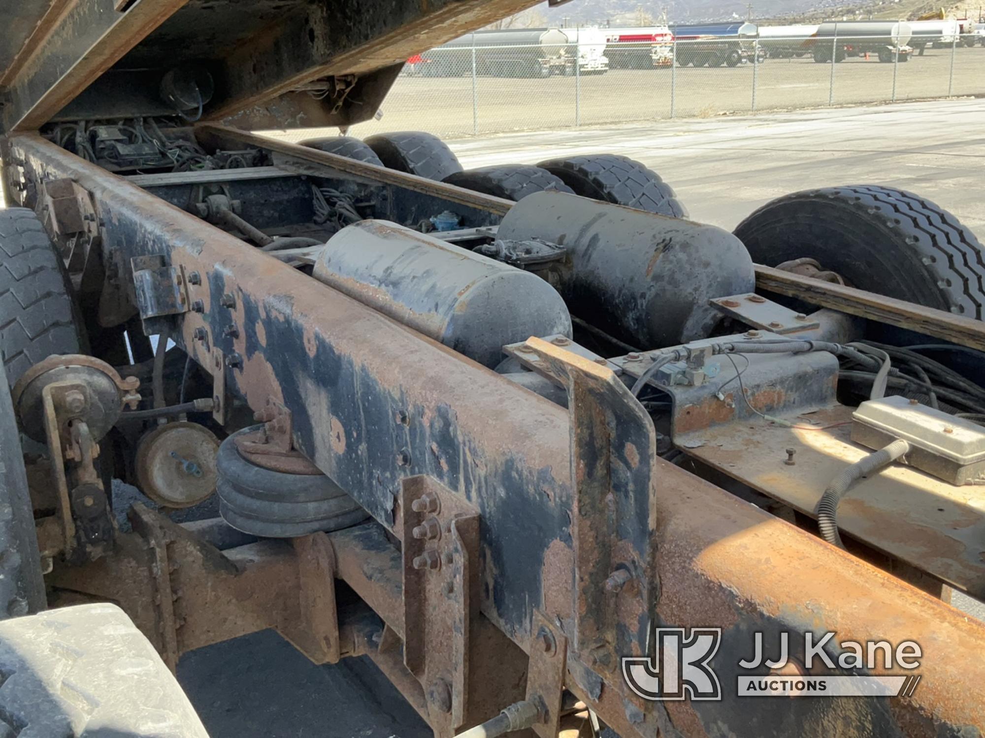 (Salt Lake City, UT) 2002 International 2574 Dump Truck Runs, Moves & Operates