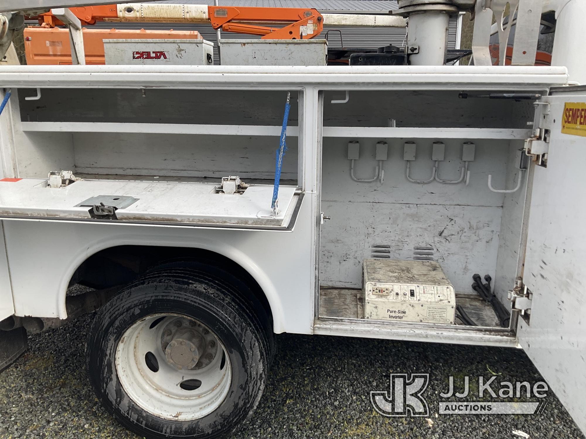 (Eatonville, WA) Altec AT200A, Telescopic Non-Insulated Bucket Truck mounted behind cab on 2008 Ford