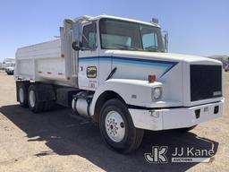 (Phoenix, AZ) 1990 WhiteGMC WG T/A Dump Truck Runs & Moves, Dump Operates) (Odometer display is brok