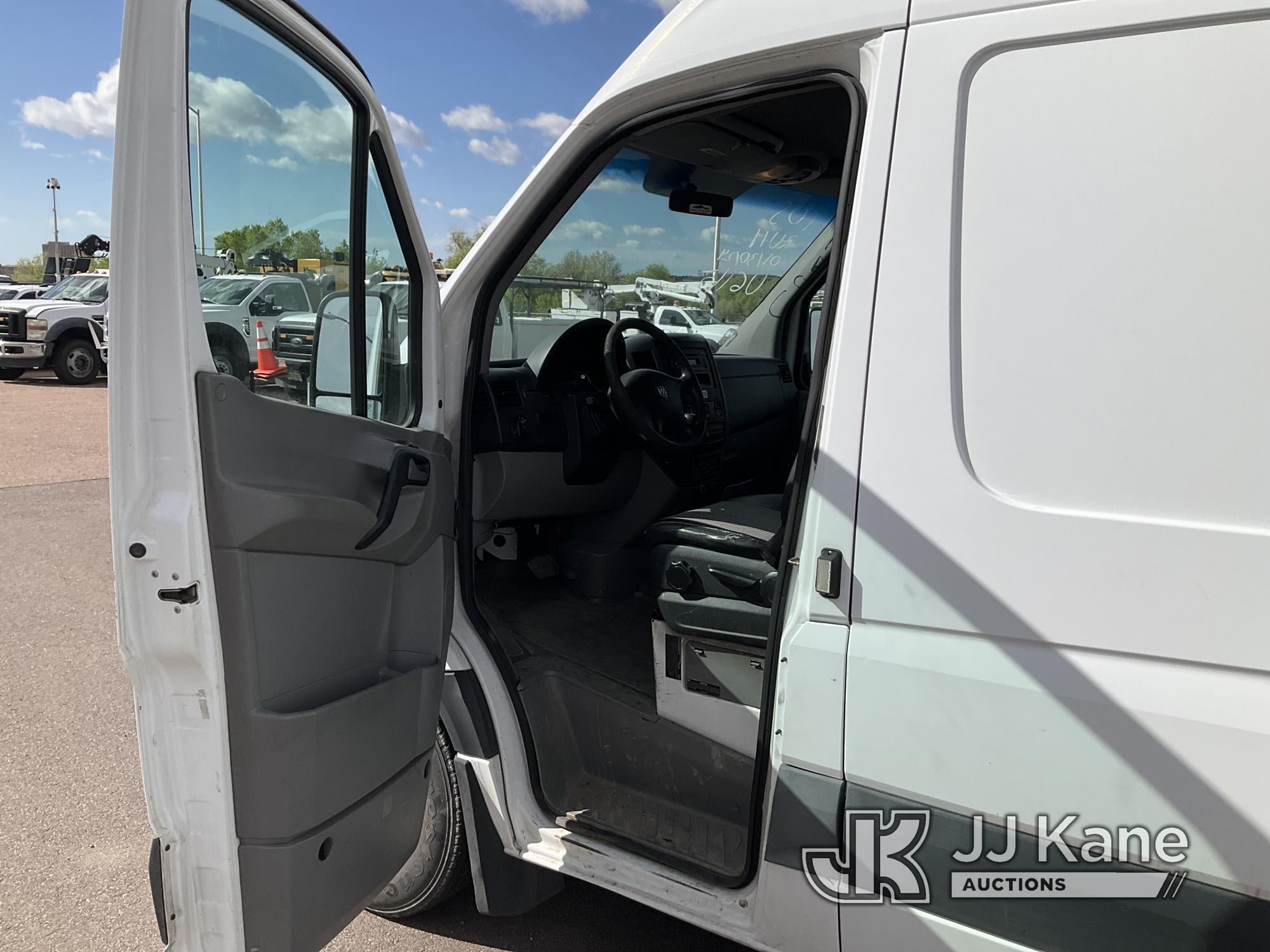 (Castle Rock, CO) 2008 Dodge Sprinter 3500 Cargo Van Runs, Moves & Operates) (Body Damage