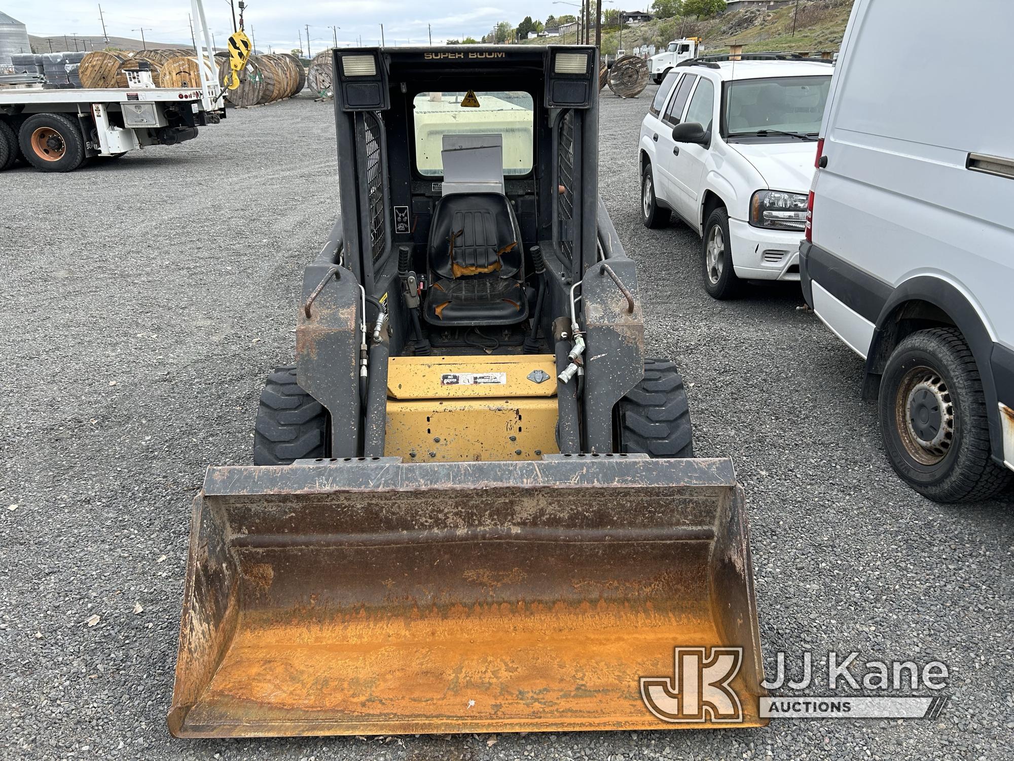 (Ephrata, WA) 1990 New Holland LX665 Skid Steer Loader Runs & Moves & Operates