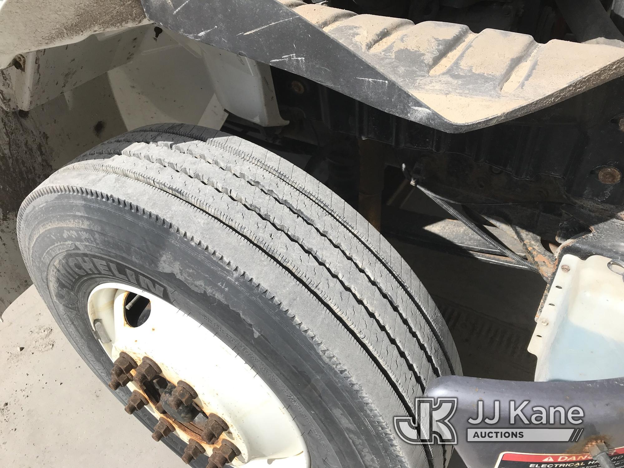 (Salt Lake City, UT) Altec AA55, Material Handling Bucket Truck rear mounted on 2019 INTERNATIONAL 4