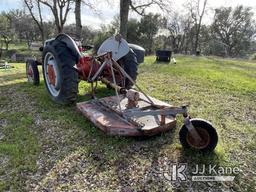 (Mariposa, CA) 1940 Ford Utility Tractor Runs, Moves & Operates