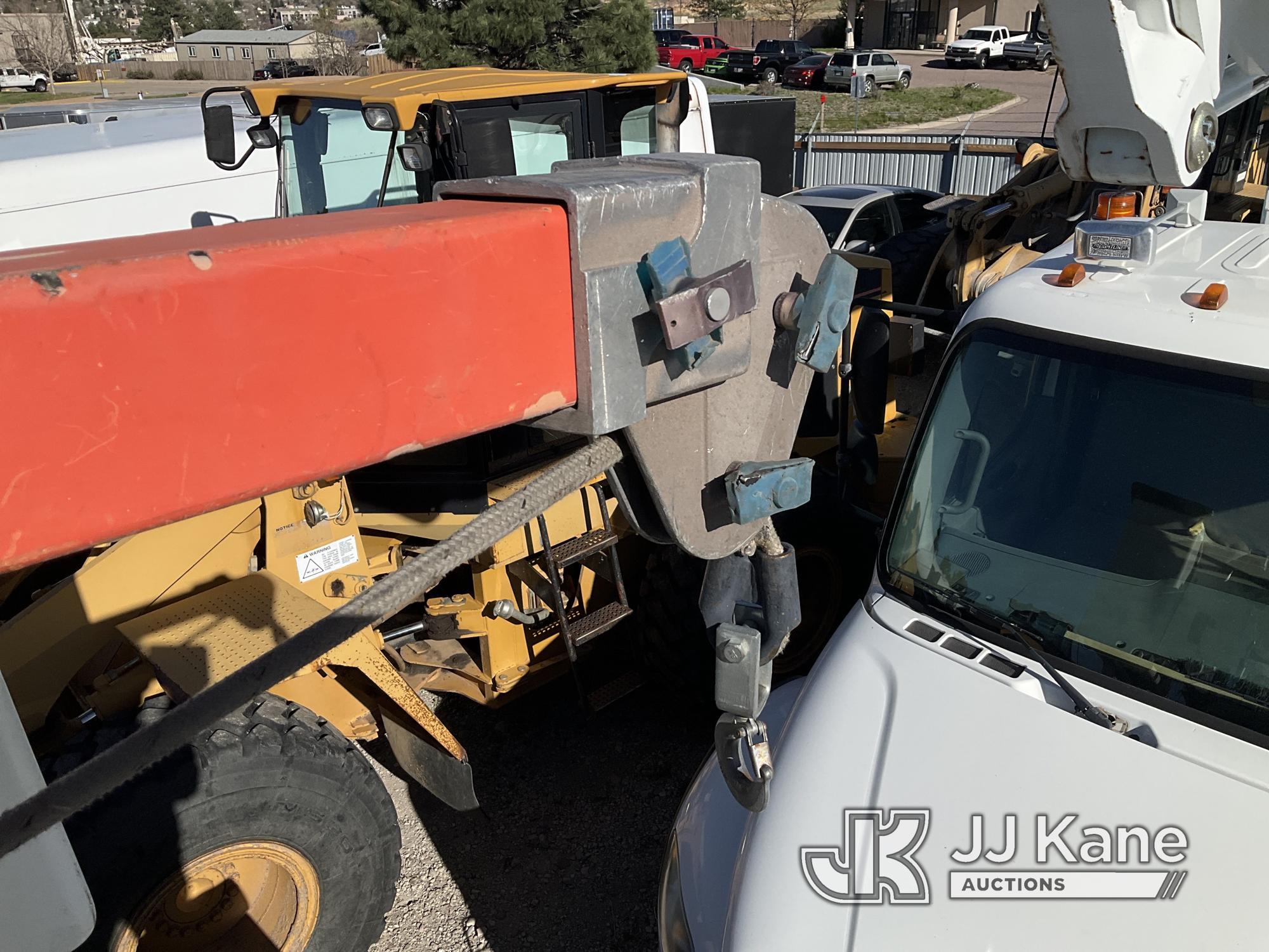 (Castle Rock, CO) Altec AA755L, Material Handling Bucket Truck rear mounted on 2007 International 73