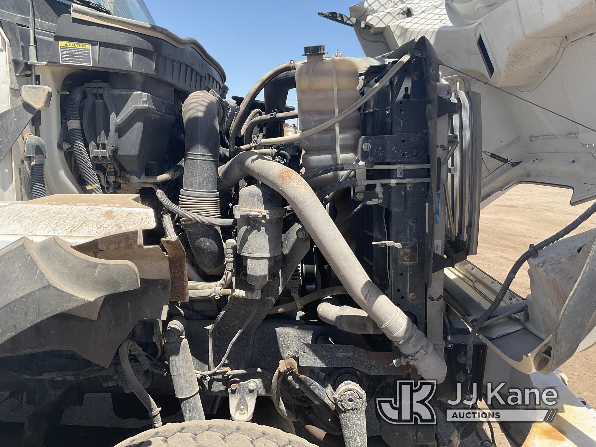 (Brawley, CA) Altec D4060B-TR, Digger Derrick rear mounted on 2015 International 7500 6x6 T/A Flatbe