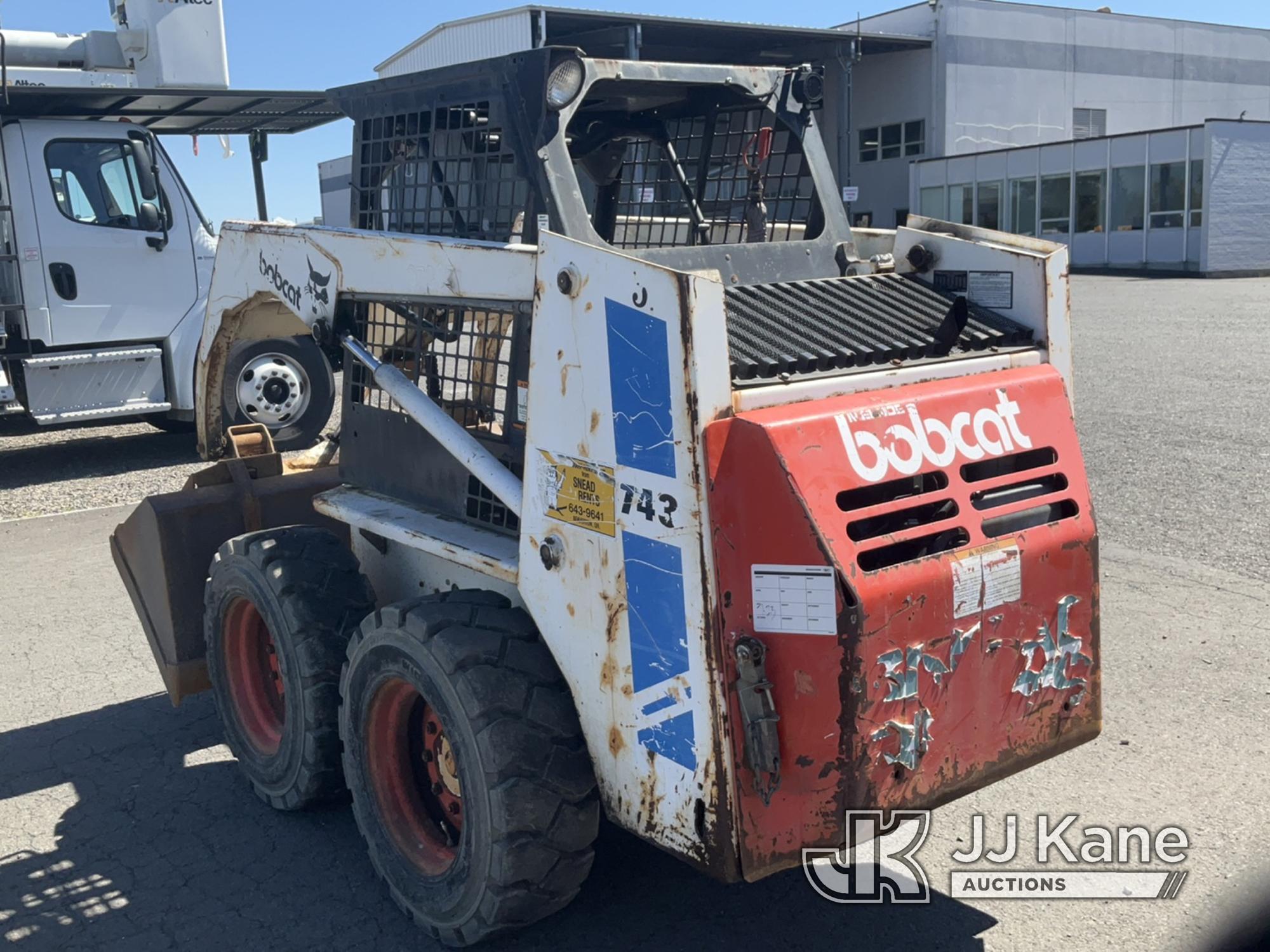 (Portland, OR) 1997 Bobcat 743 Rubber Tired Skid Steer Loader Runs & Moves) (Hydraulics On Bucket Wi