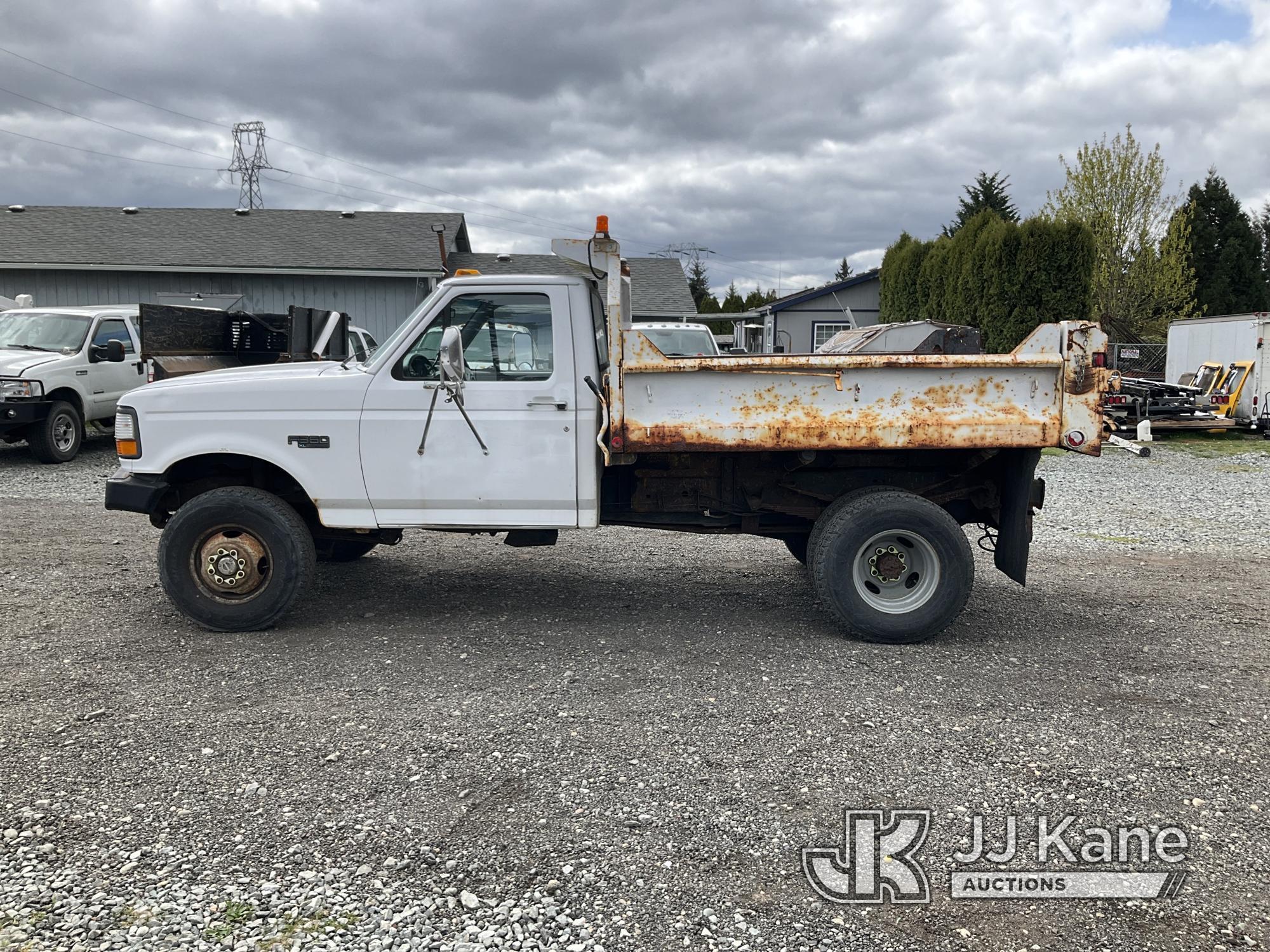 (Tacoma, WA) 1997 Ford F350 4x4 Dump Truck Runs, Moves & Dump Operates) (Rust Damage