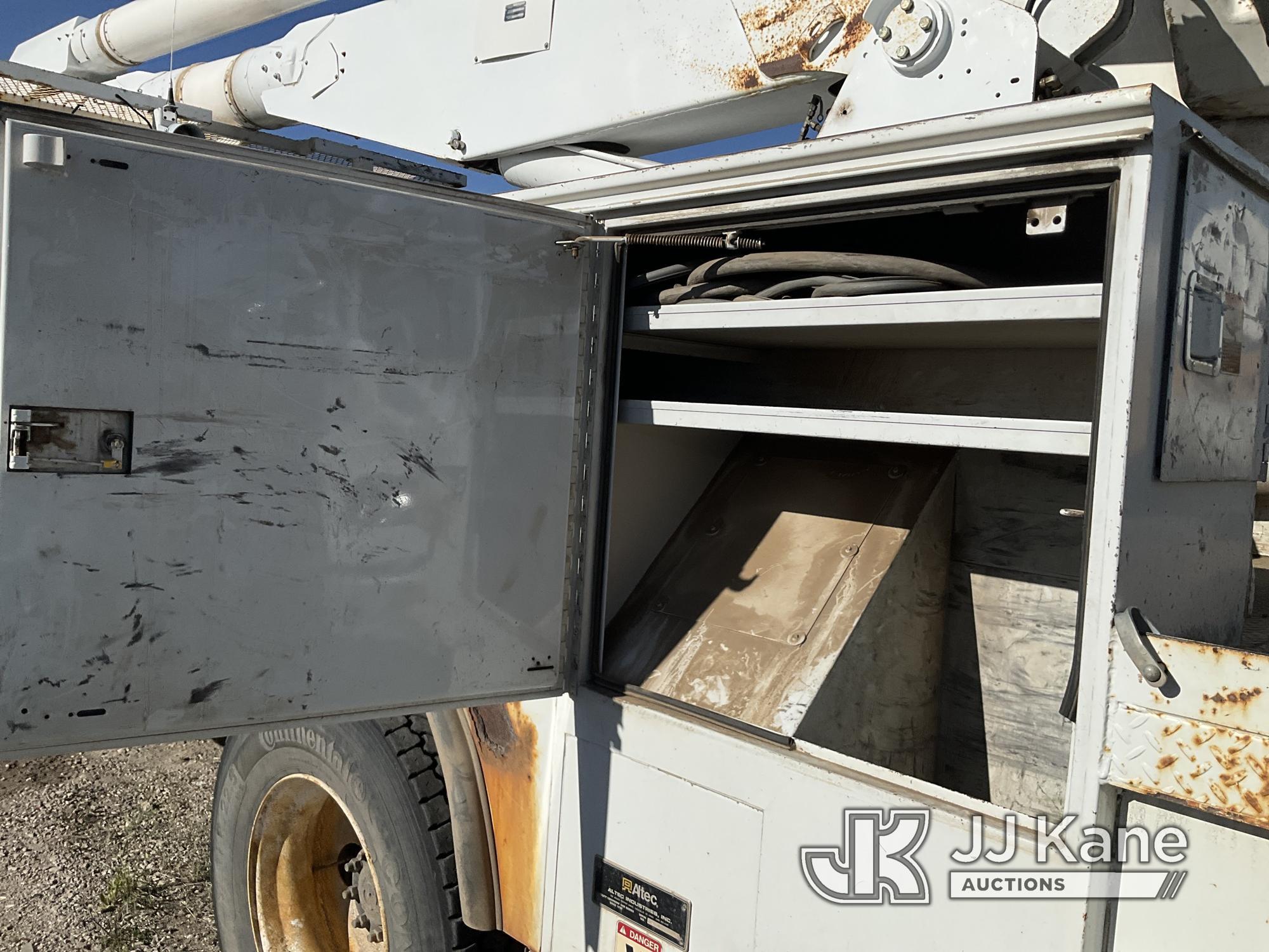 (Castle Rock, CO) Altec AA755L, Material Handling Bucket Truck rear mounted on 2007 International 73