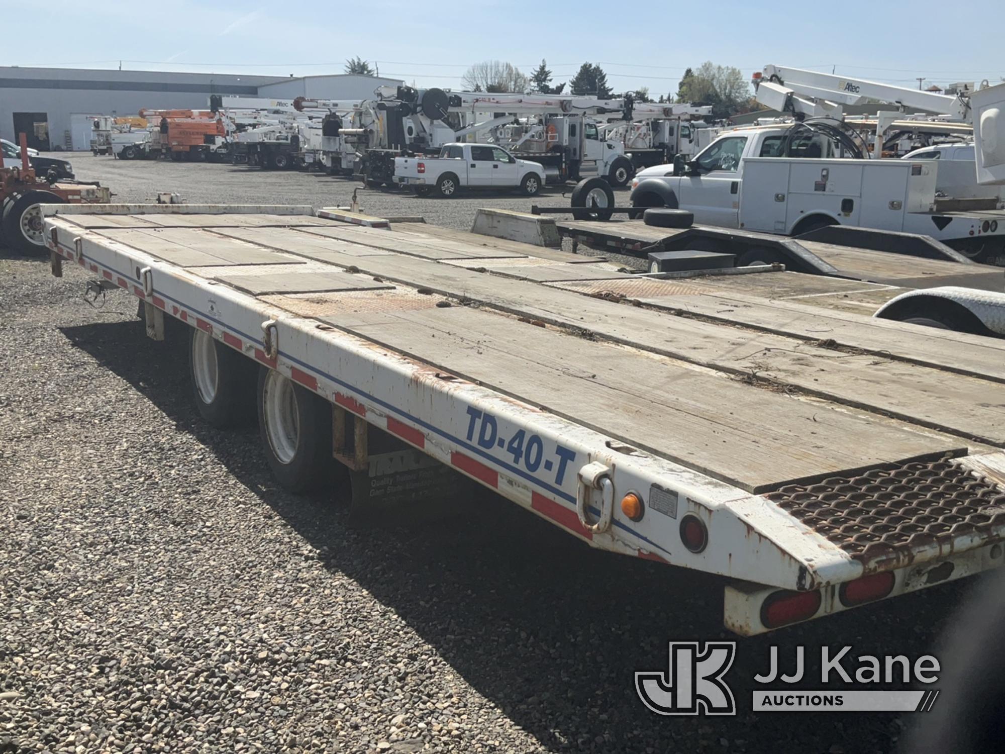 (Portland, OR) 2006 Trailermax T-40 T/A Tilt Deck Tagalong Equipment Trailer Towable